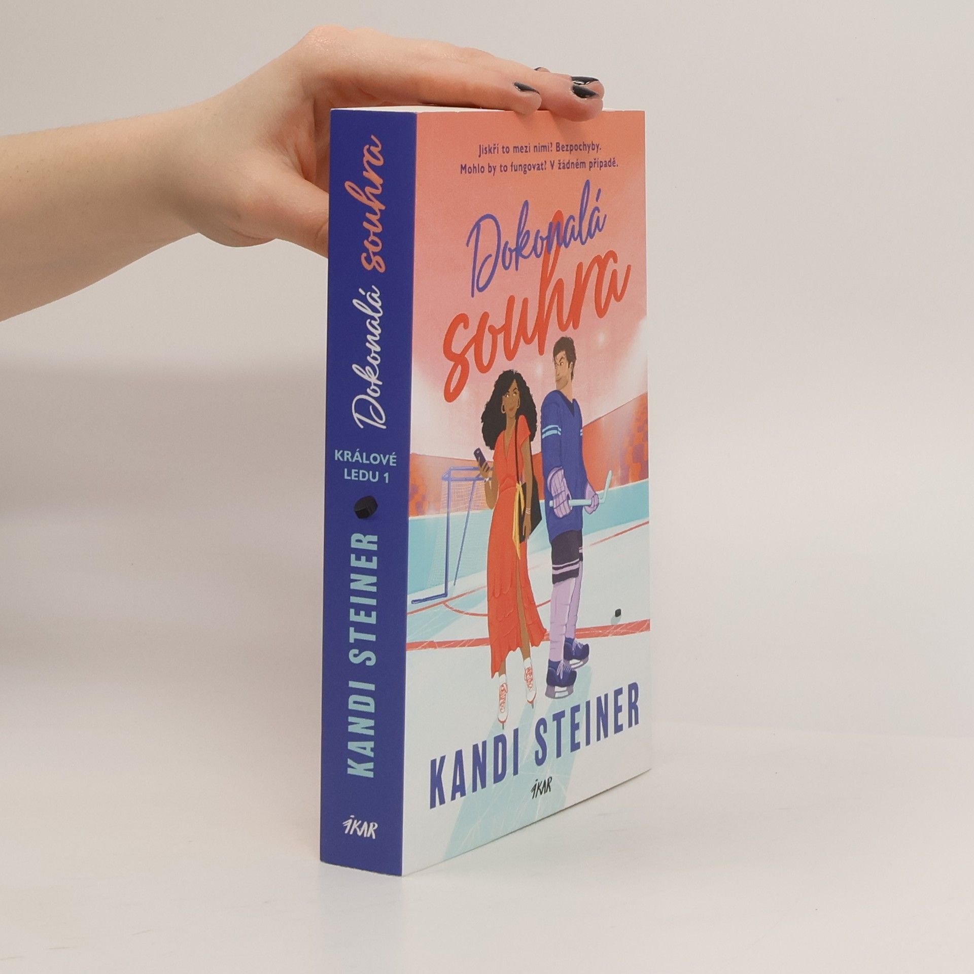 Kandi Steiner Králové ledu. 1, Dokonalá souhra