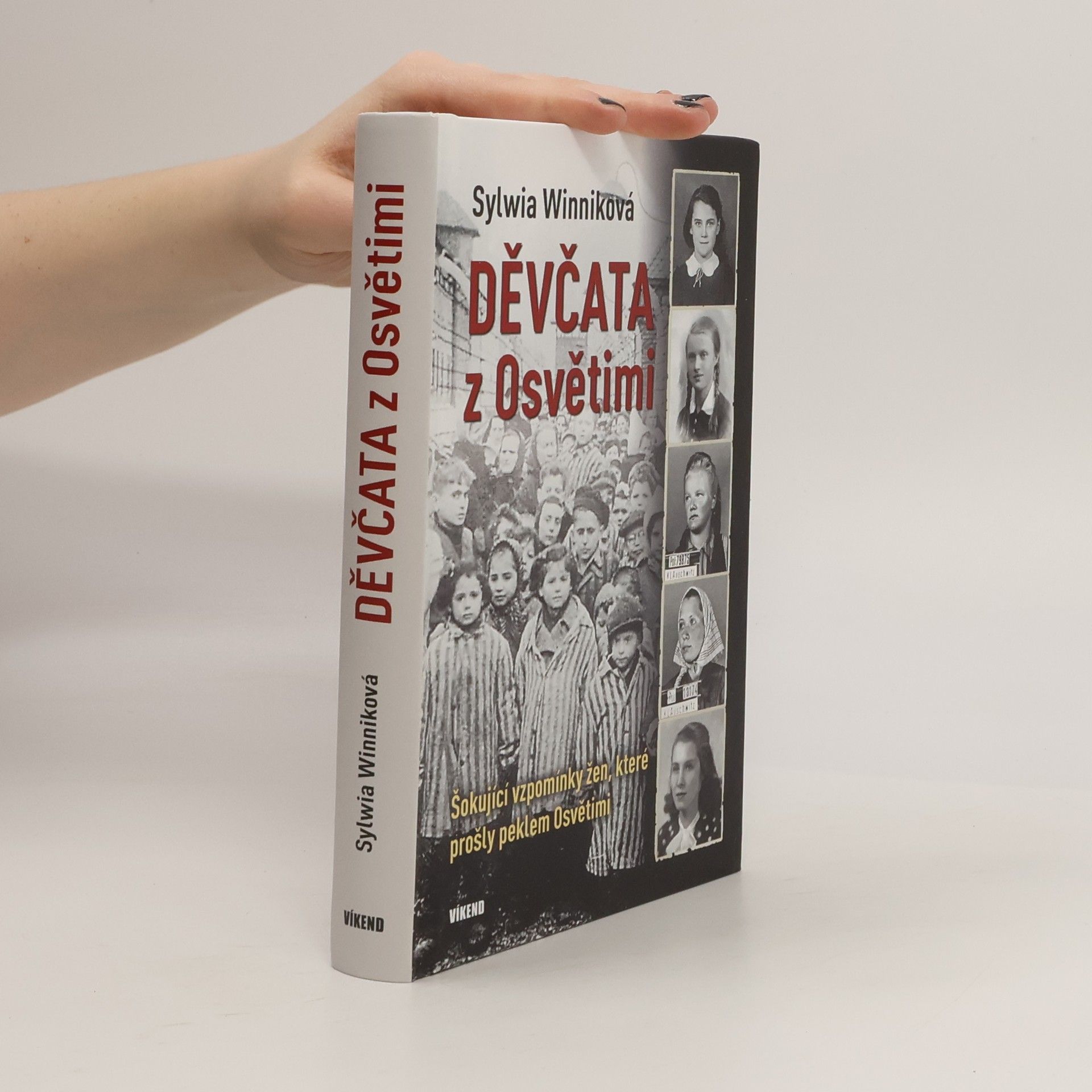 Sylwia Winnik Děvčata z Osvětimi
