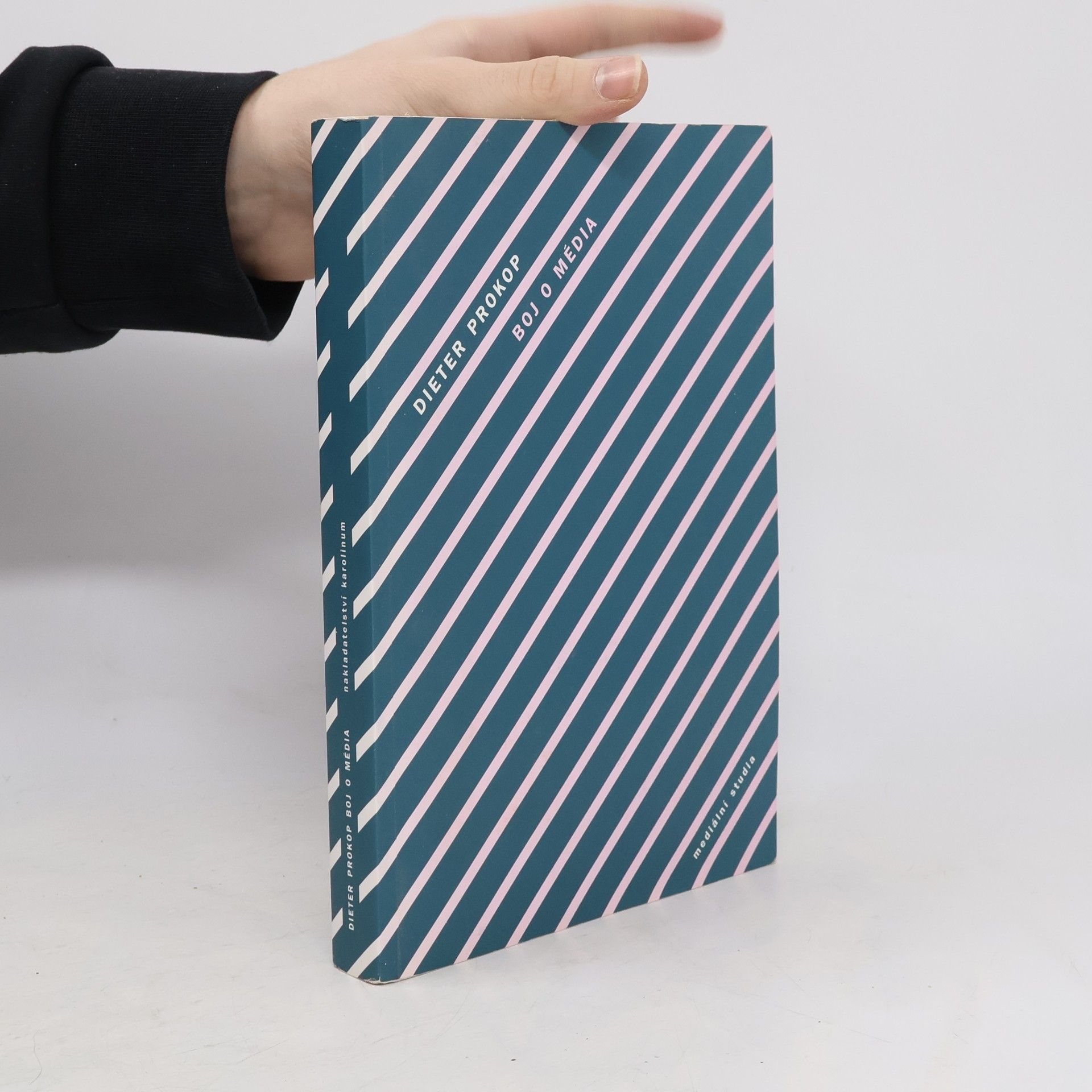 Dieter Prokop Boj o média : dějiny nového kritického myšlení o médiích