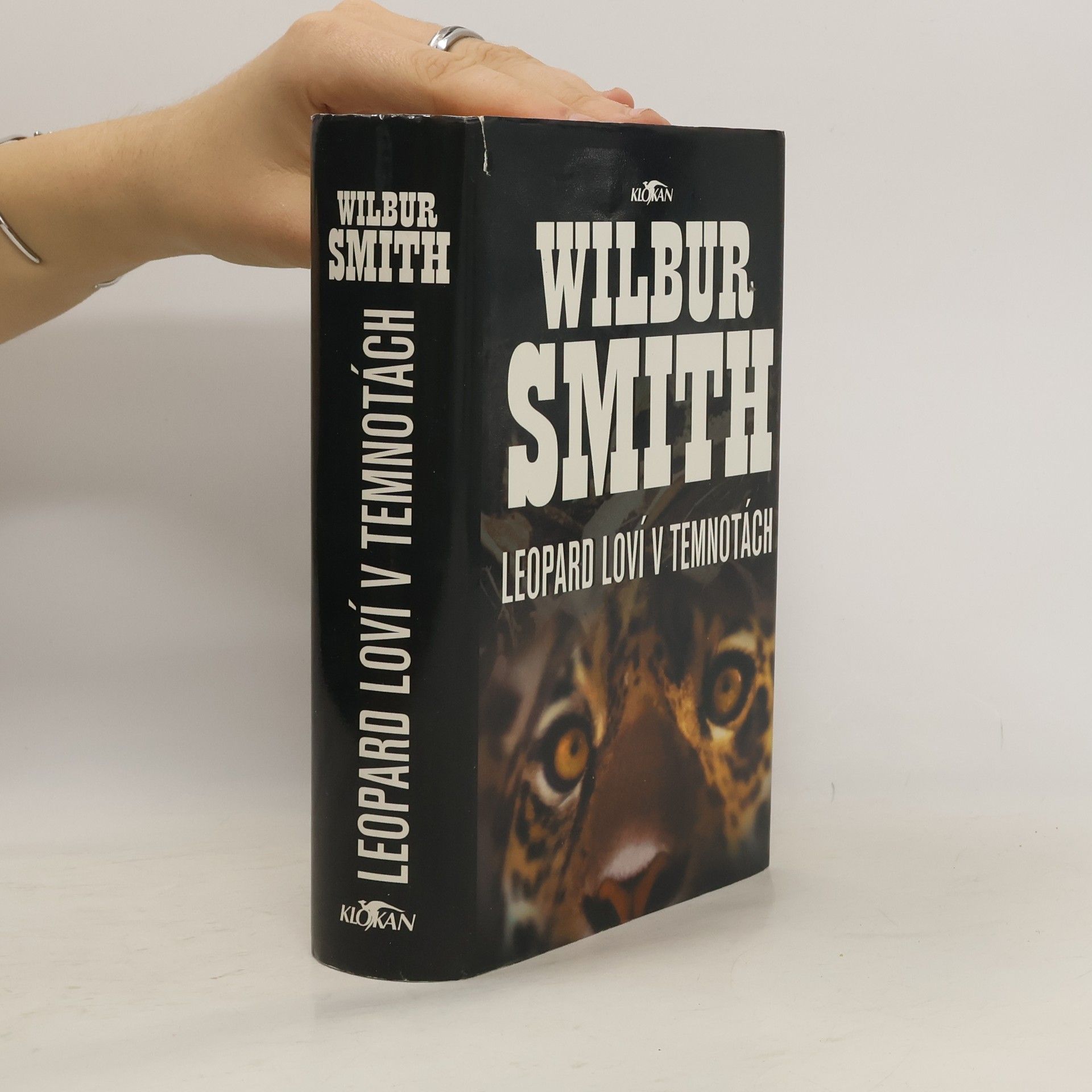 Wilbur Smith Leopard loví v temnotách