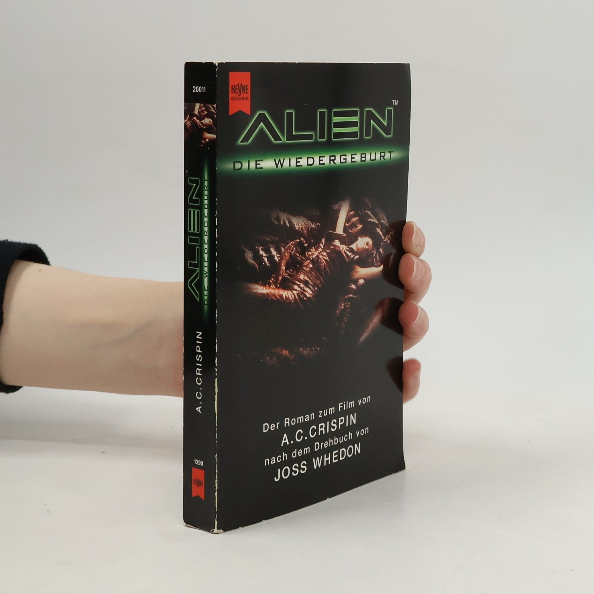 A. C. Crispin Alien. Die Wiedergeburt