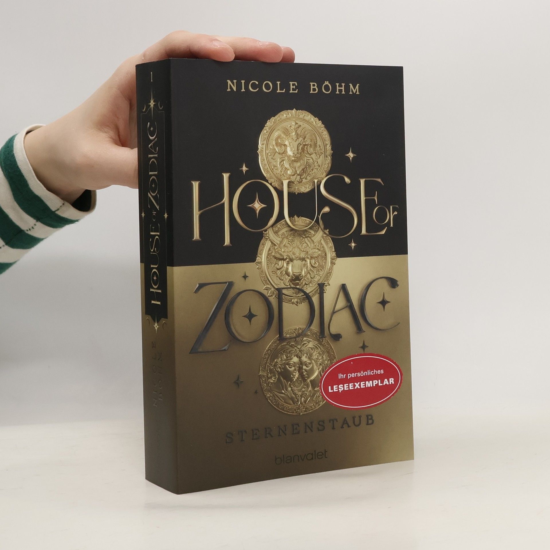 Nicole Böhm House of Zodiac
