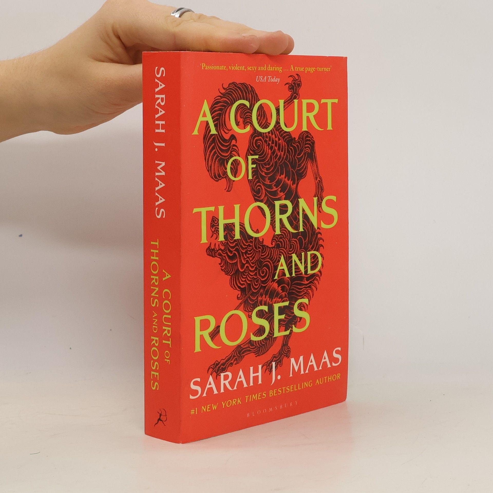 Sarah J. Maas A Court of Thorns and Roses