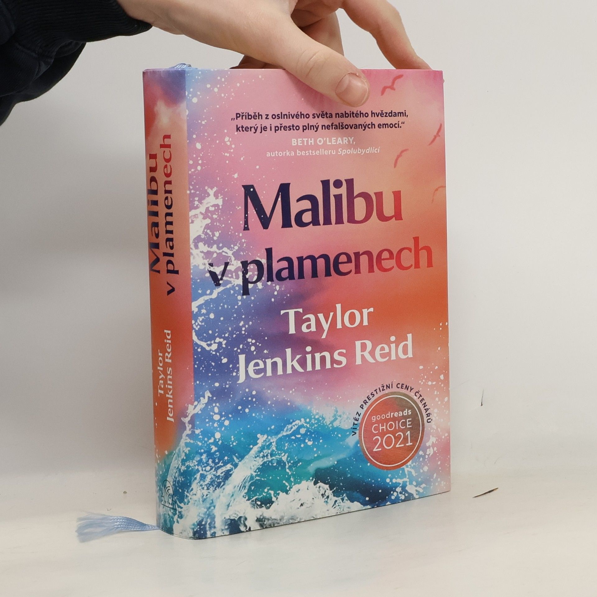 Taylor Jenkins Reid Malibu v plamenech