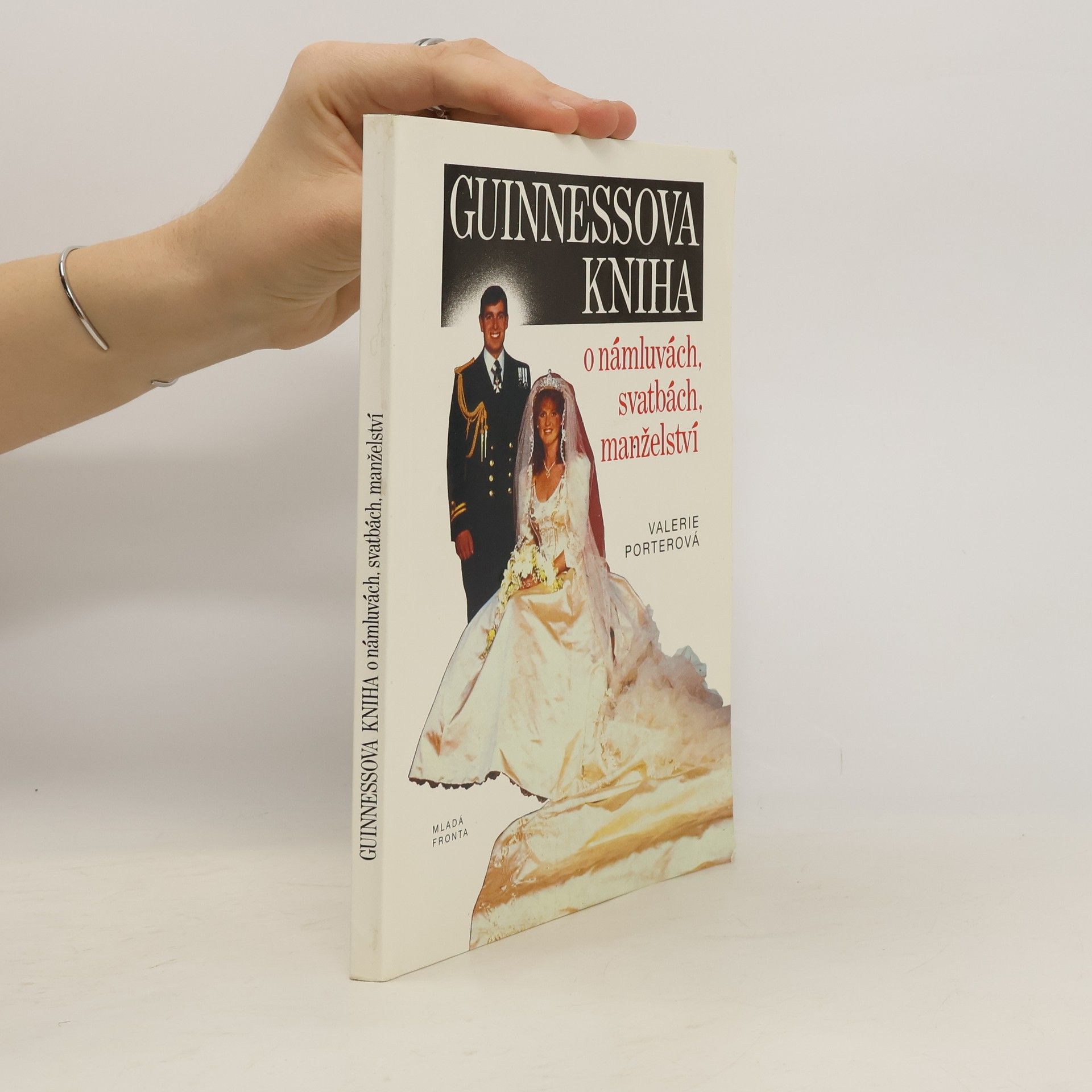 Guinnesova kniha o námluvách, svatbách, manželství