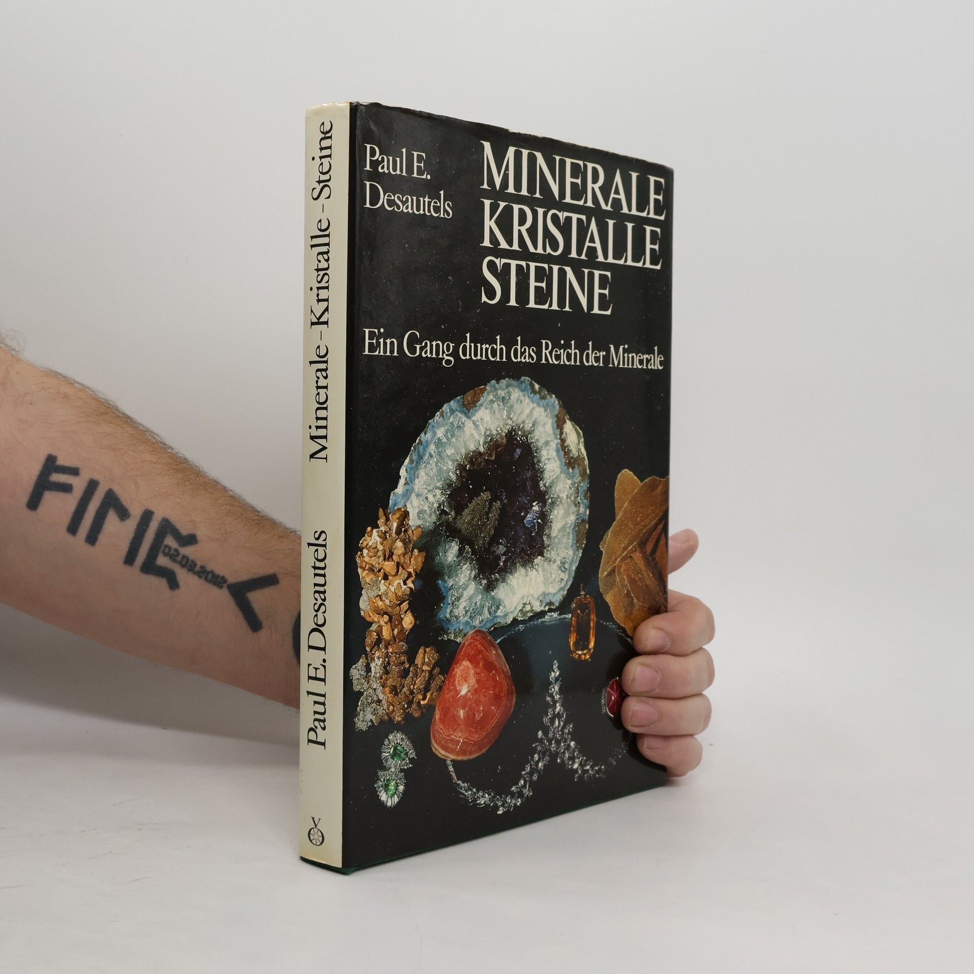 Paul E. Desautels Minerale, Kristalle, Steine