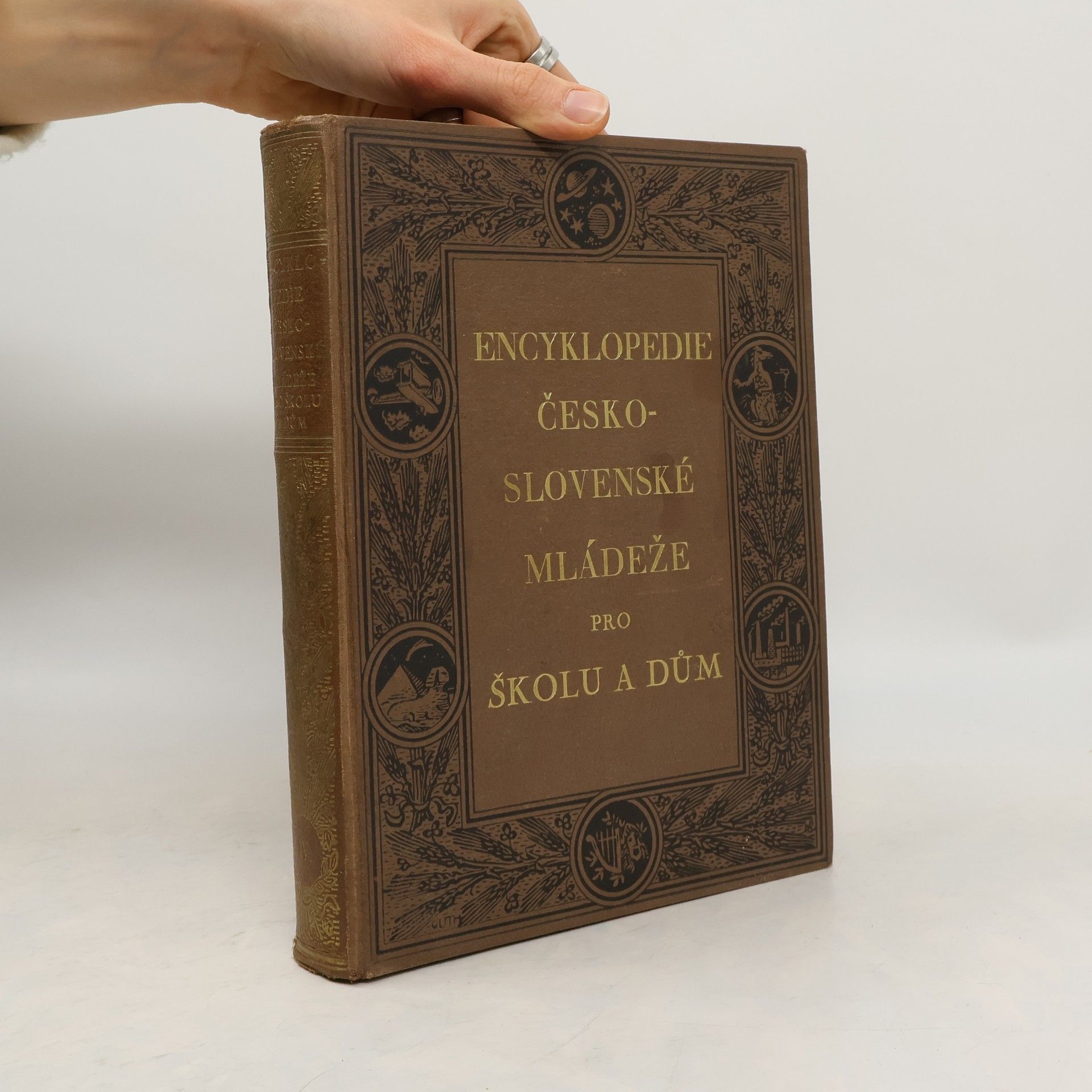 Autorenkollektiv Encyklopedie československé mládeže pro školu a dům 4