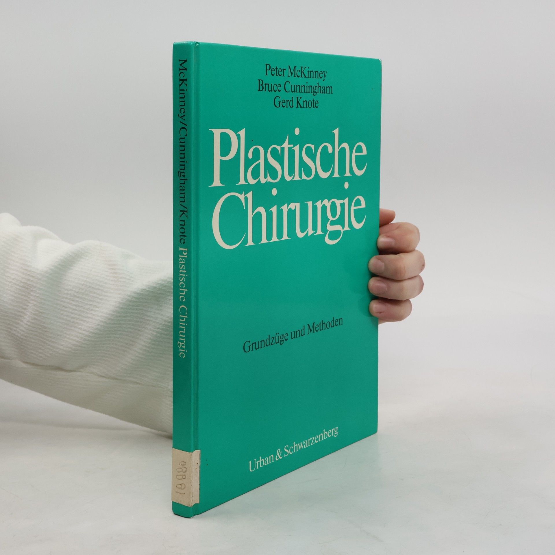Peter McKinney Plastische Chirurgie