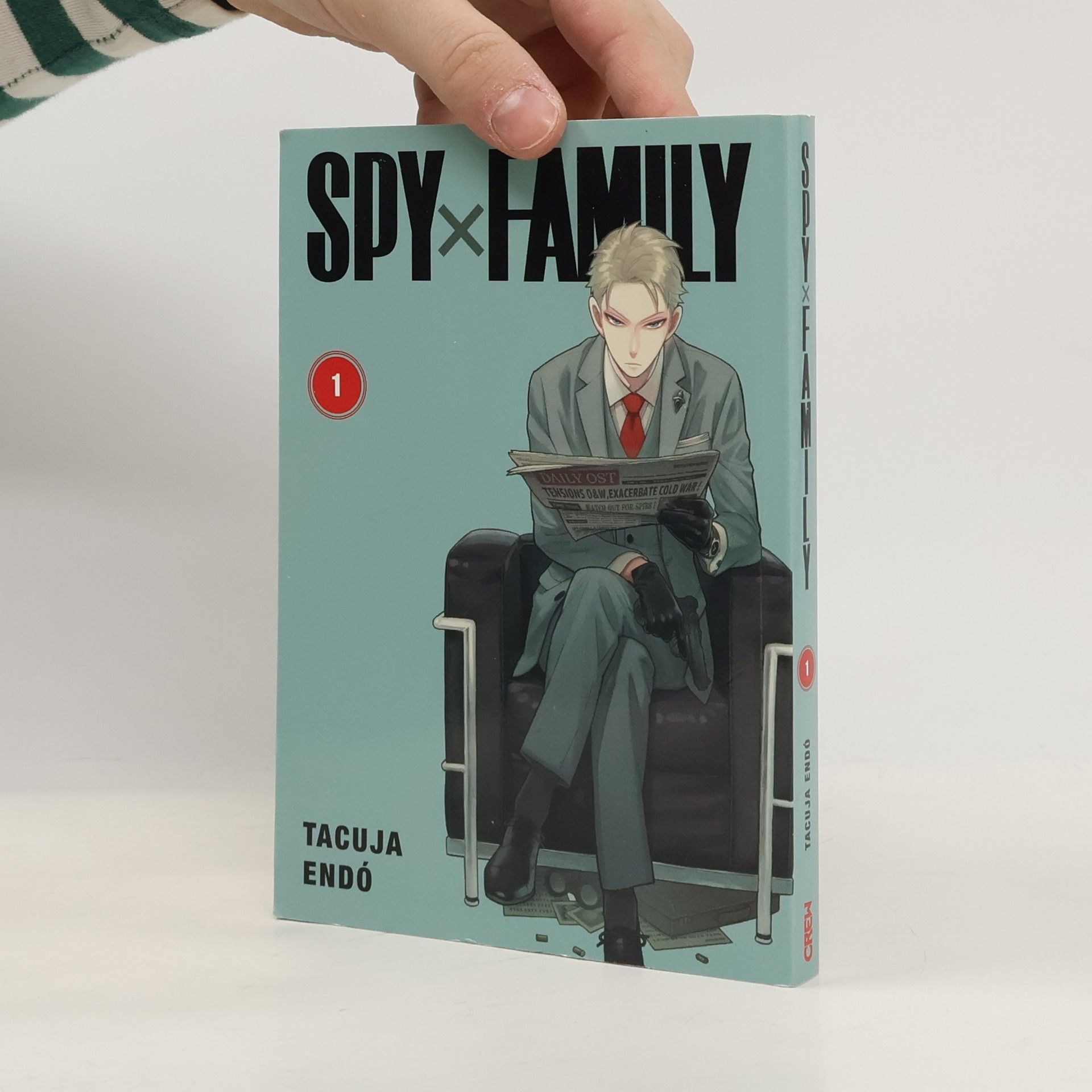 Tacuja Endó Spy x Family 1