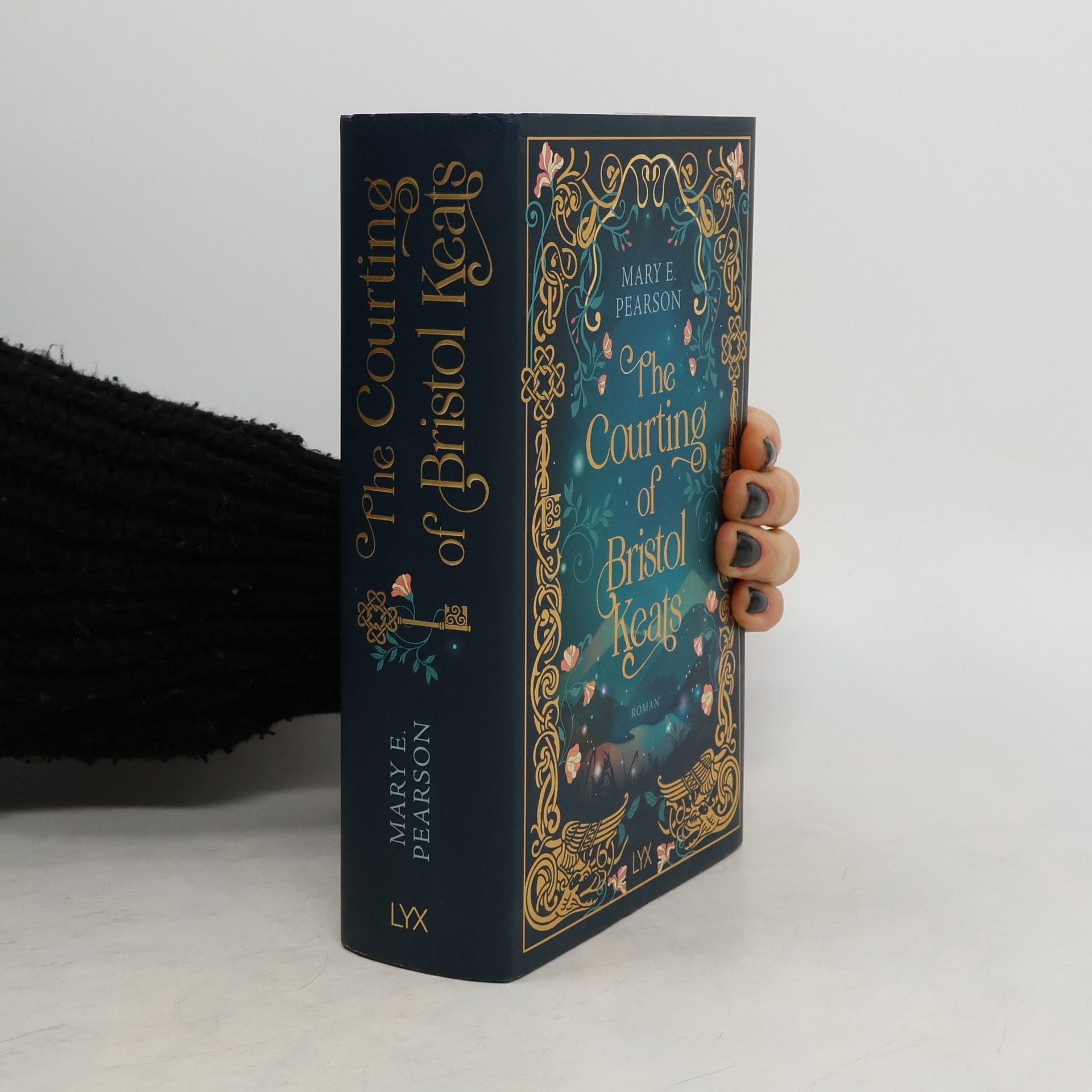 Mary E. Pearson The Courting of Bristol Keats