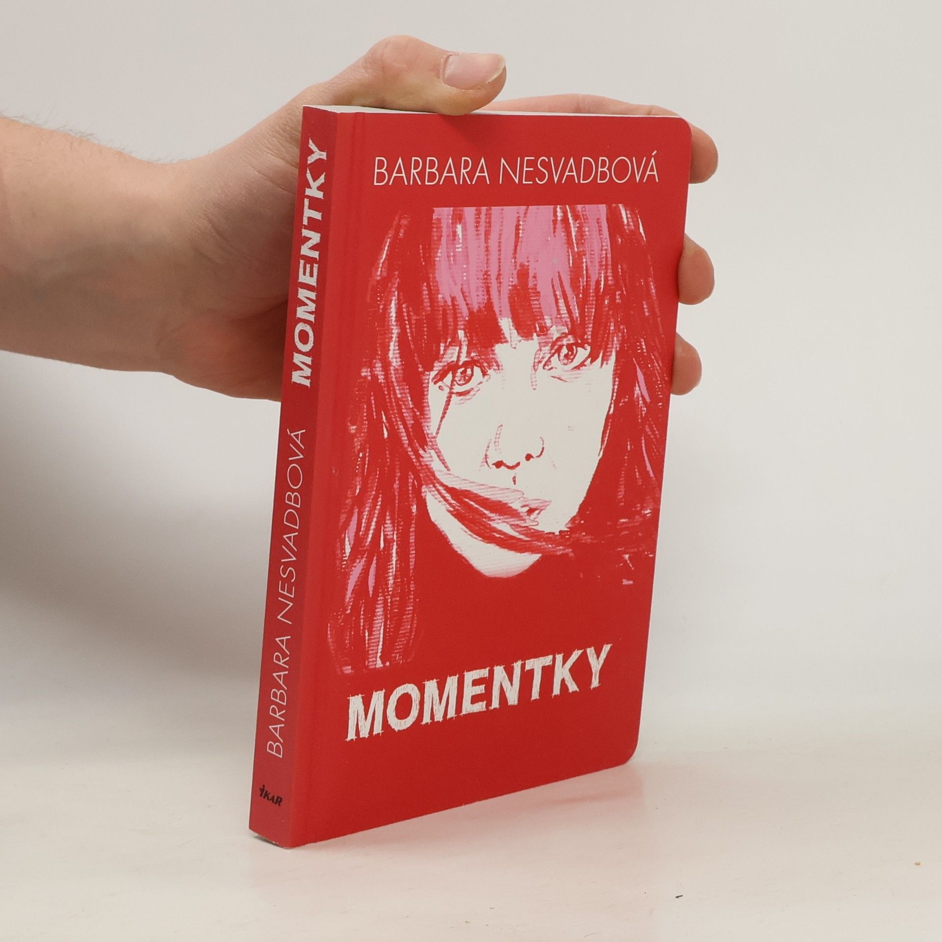 Bára Nesvadbová Momentky