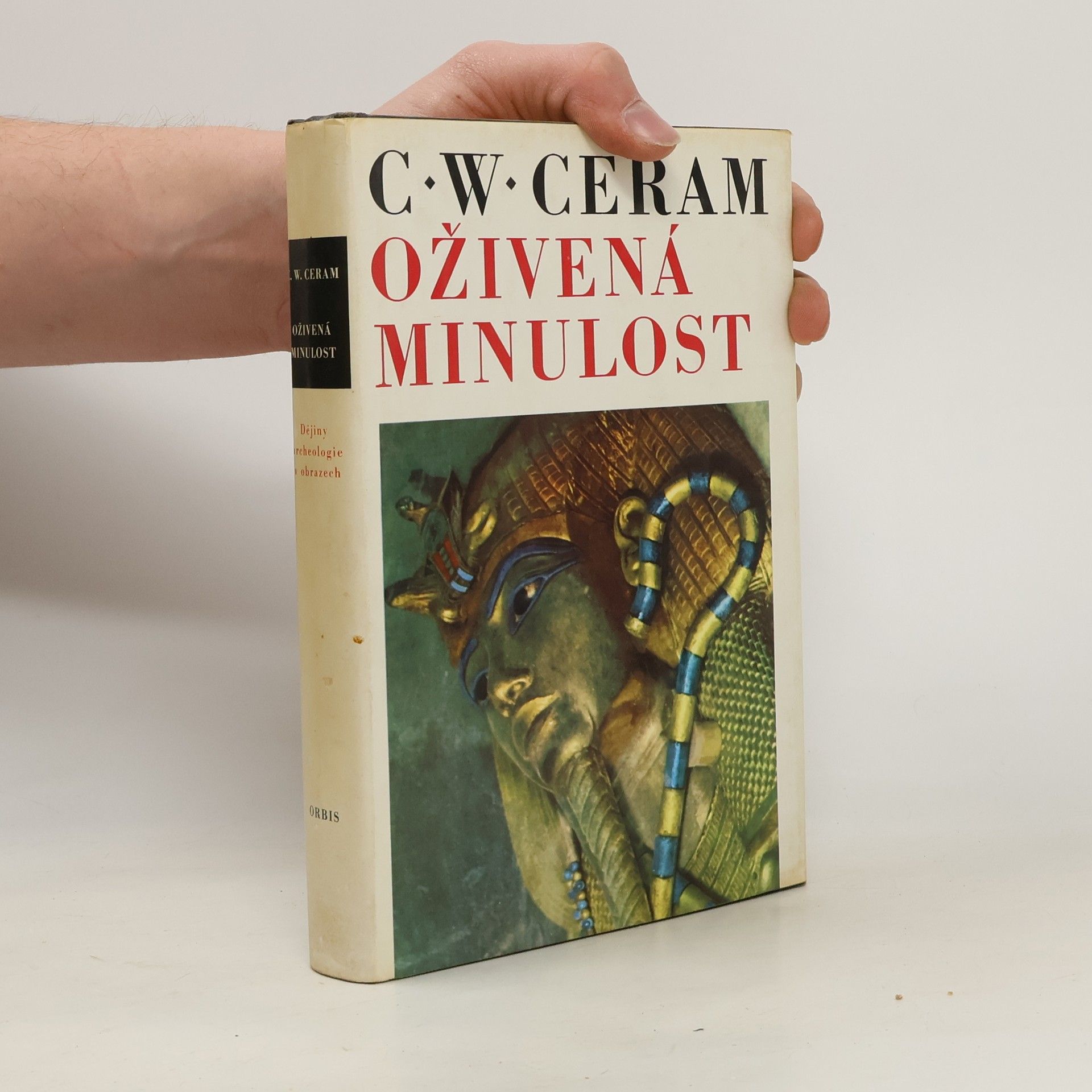 C. W. Ceram Oživená minulost