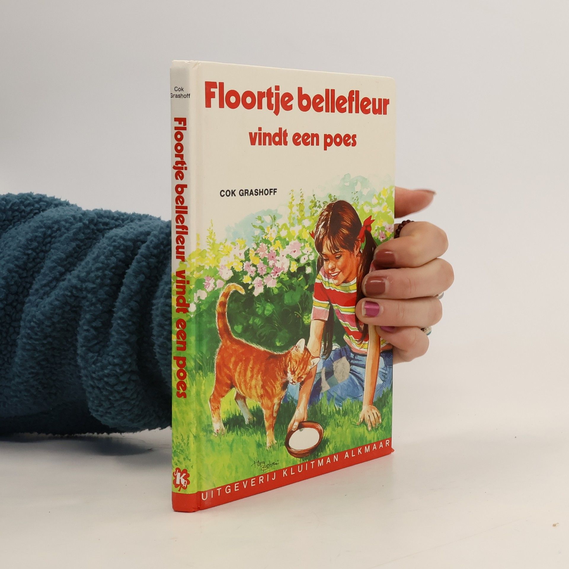 Floortje Bellefleur vindt een poes