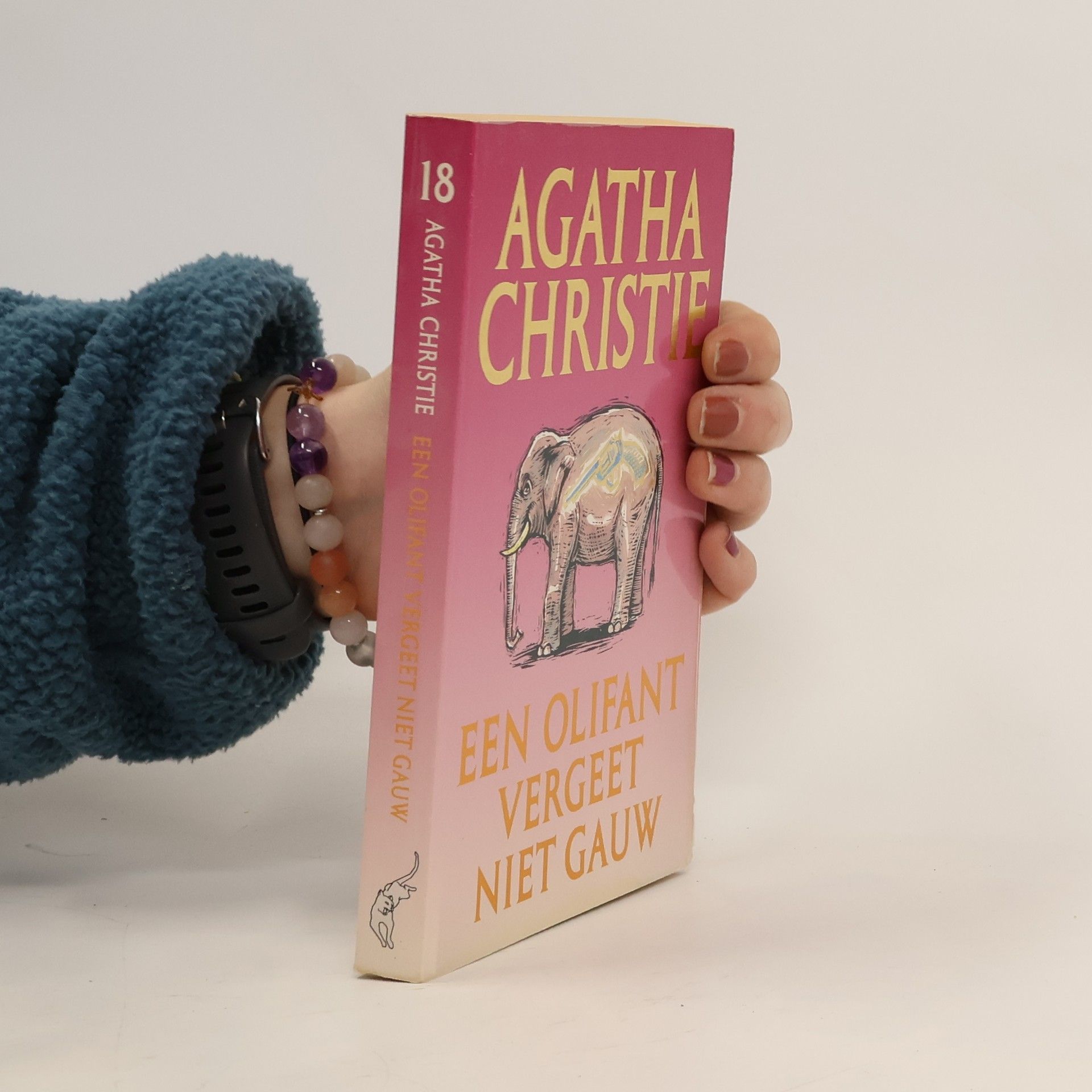 Agatha Christie Een olifant vergeet niet gauw