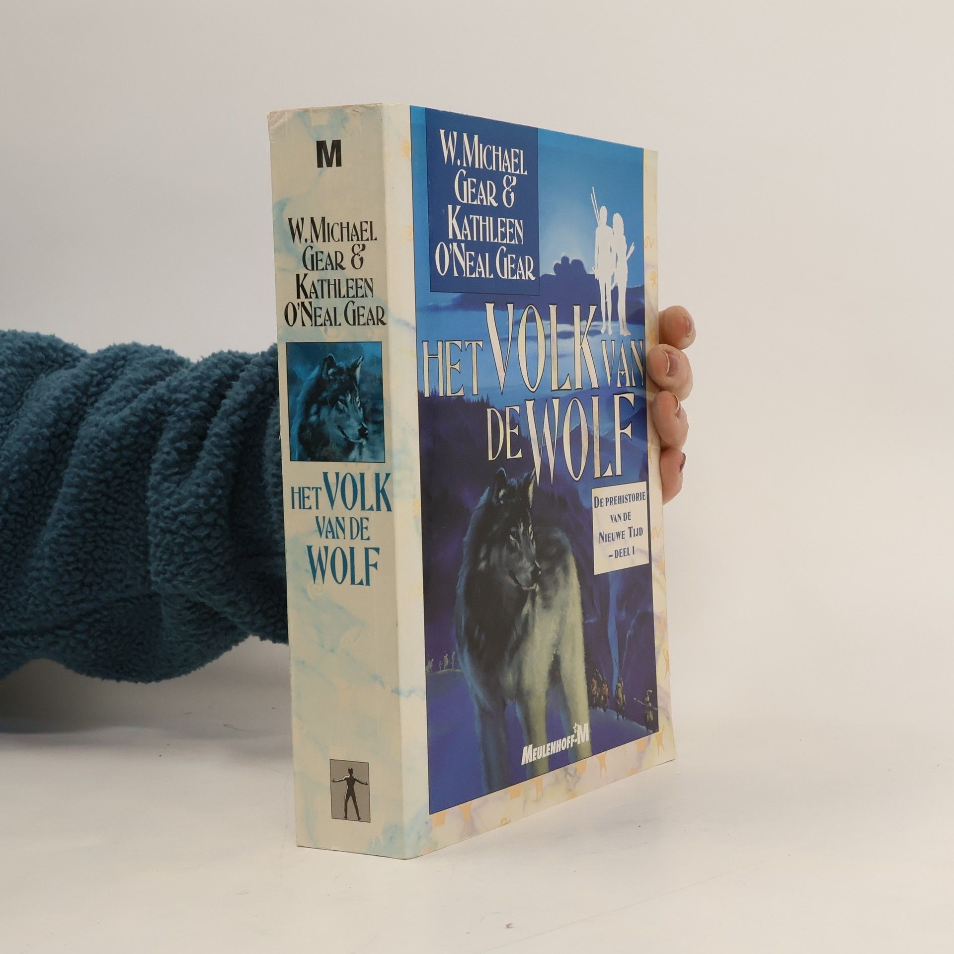 W. Michael Gear Het volk van de wolf