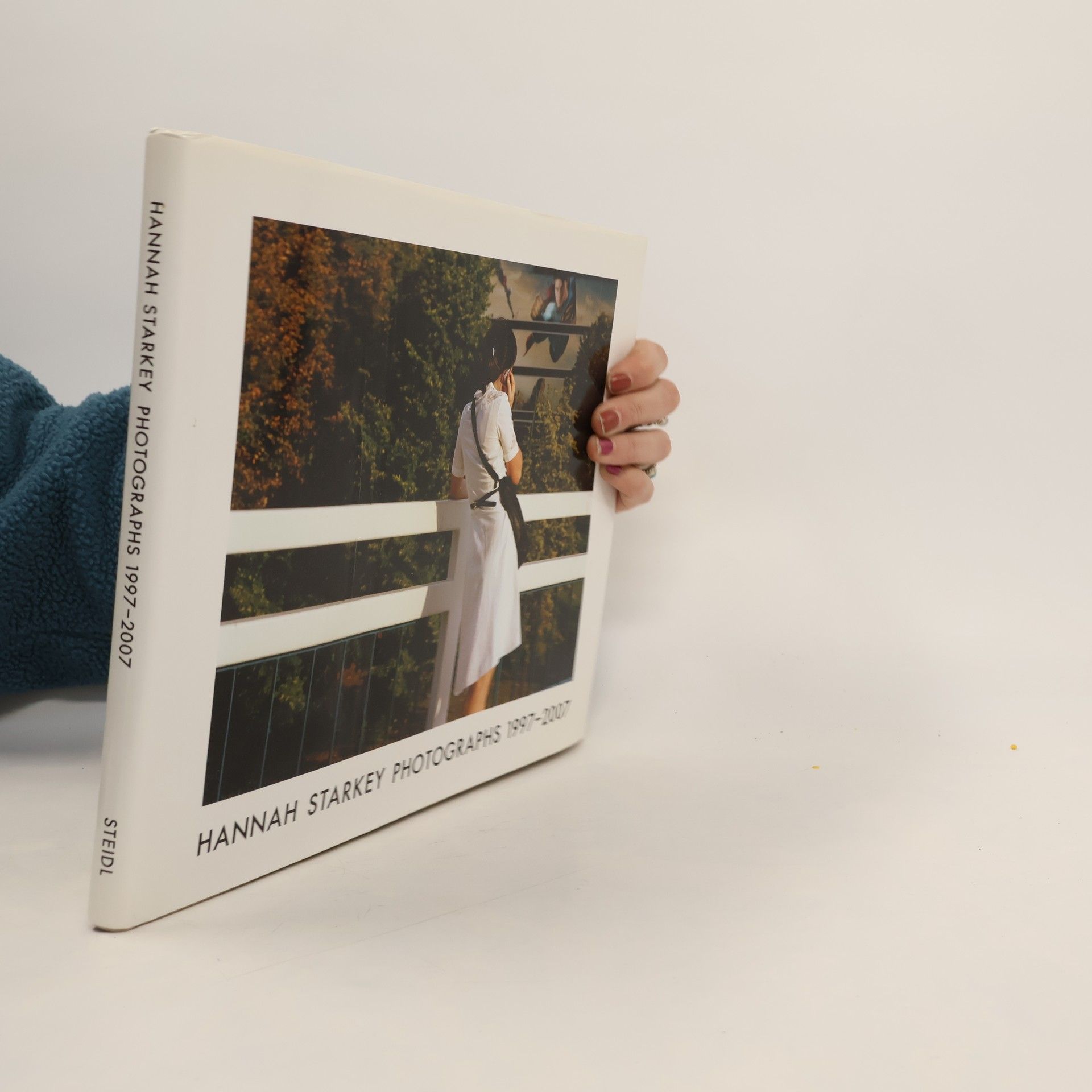 Hannah Starkey Hannah Starkey, Photographs 1997-2007