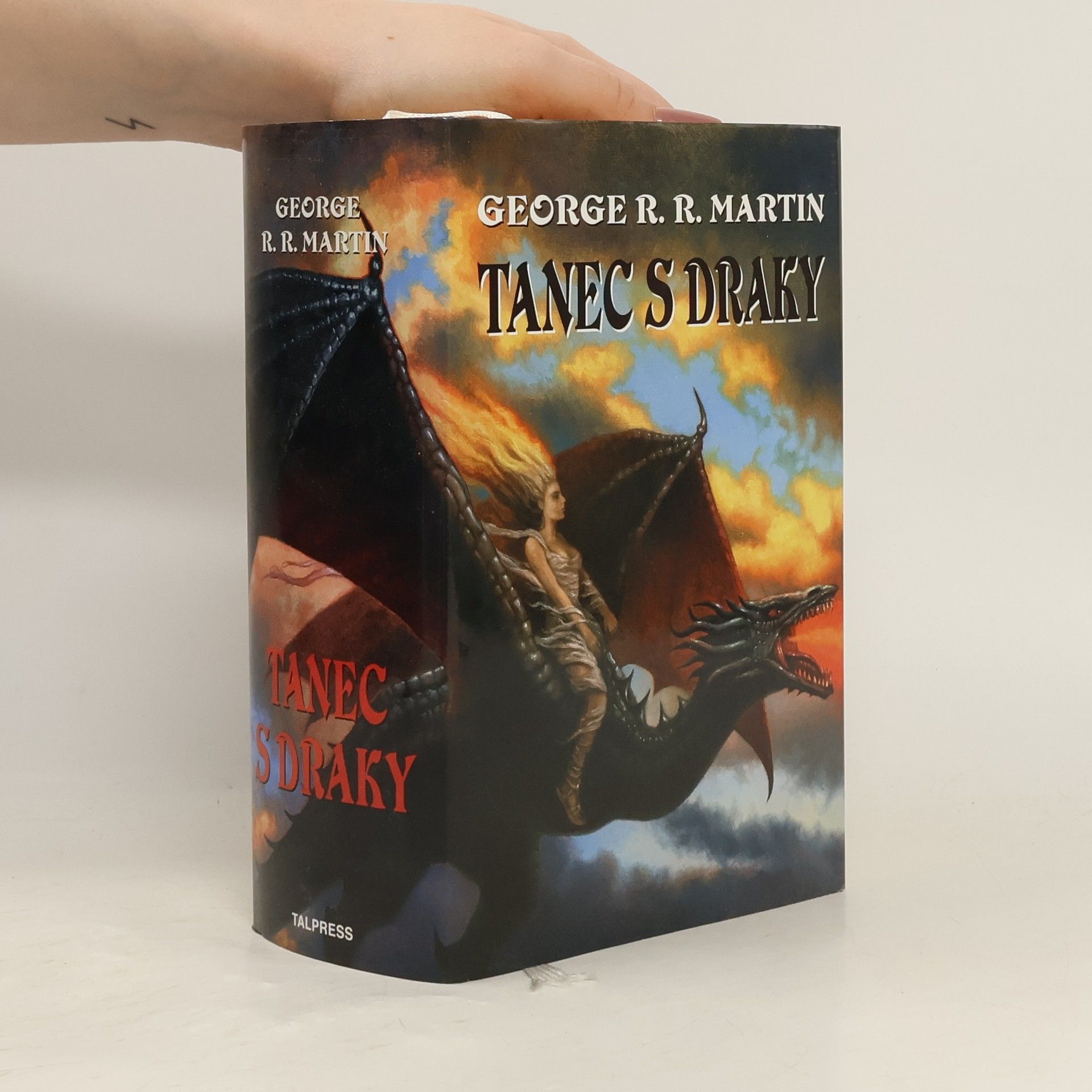 George R. R. Martin Tanec s draky