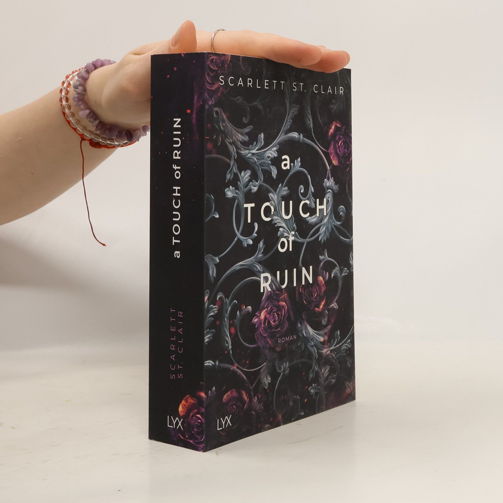 Scarlett St. Clair A Touch of Ruin