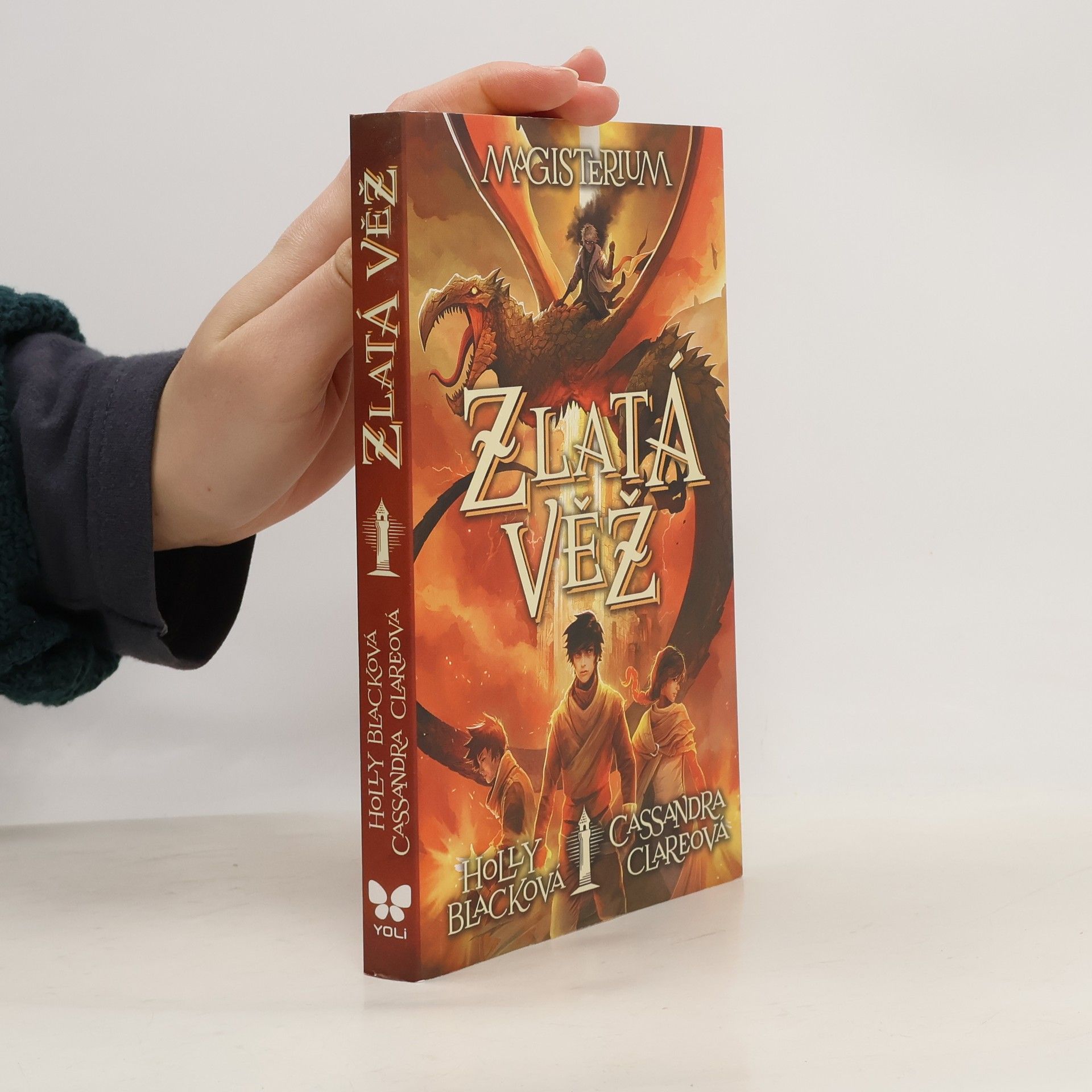 Holly Black Magisteriu 5. Zlatá věž