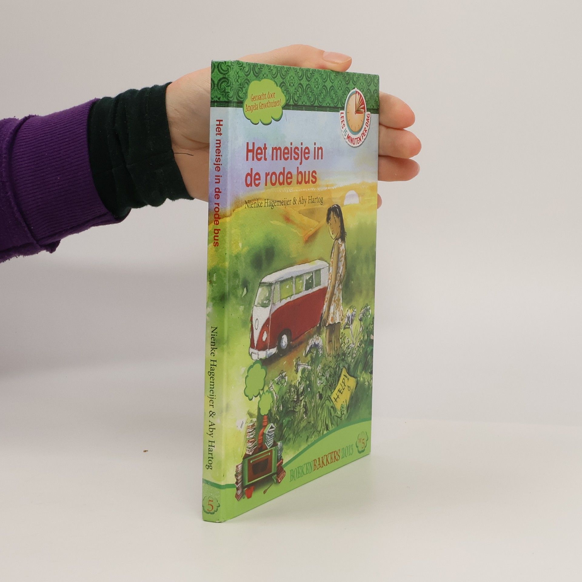 Het meisje in de rode bus