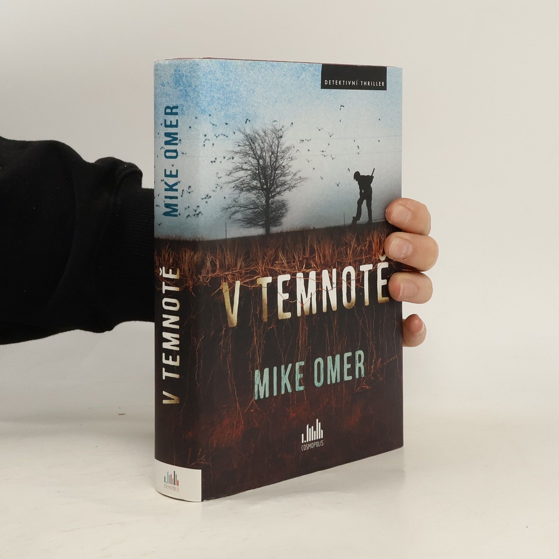 Mike Omer V temnotě