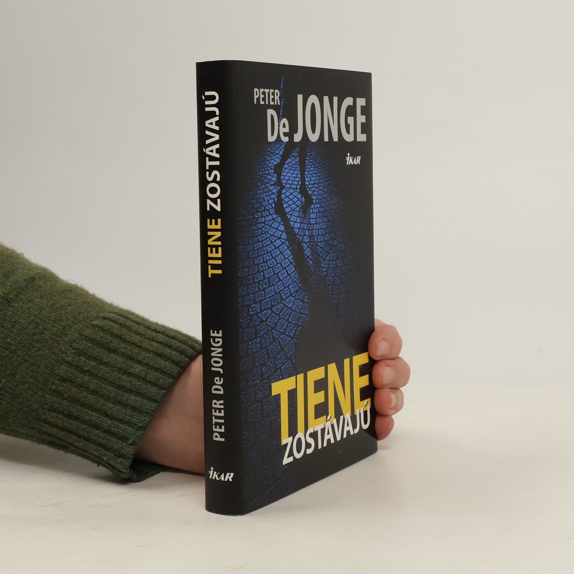 Peter De Jonge Tiene zostávajú