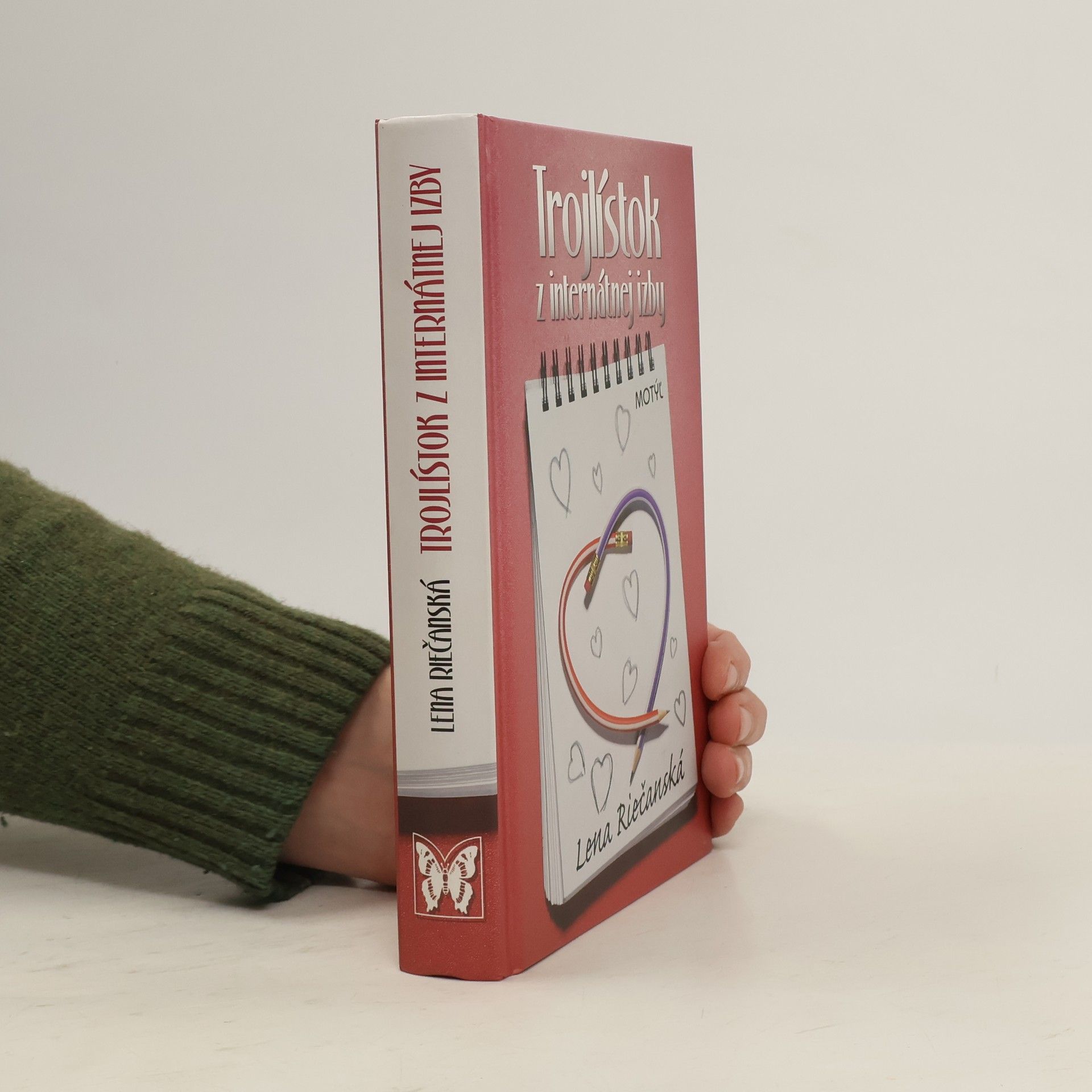 Lena Riečanská Trojlístok z internátnej izby