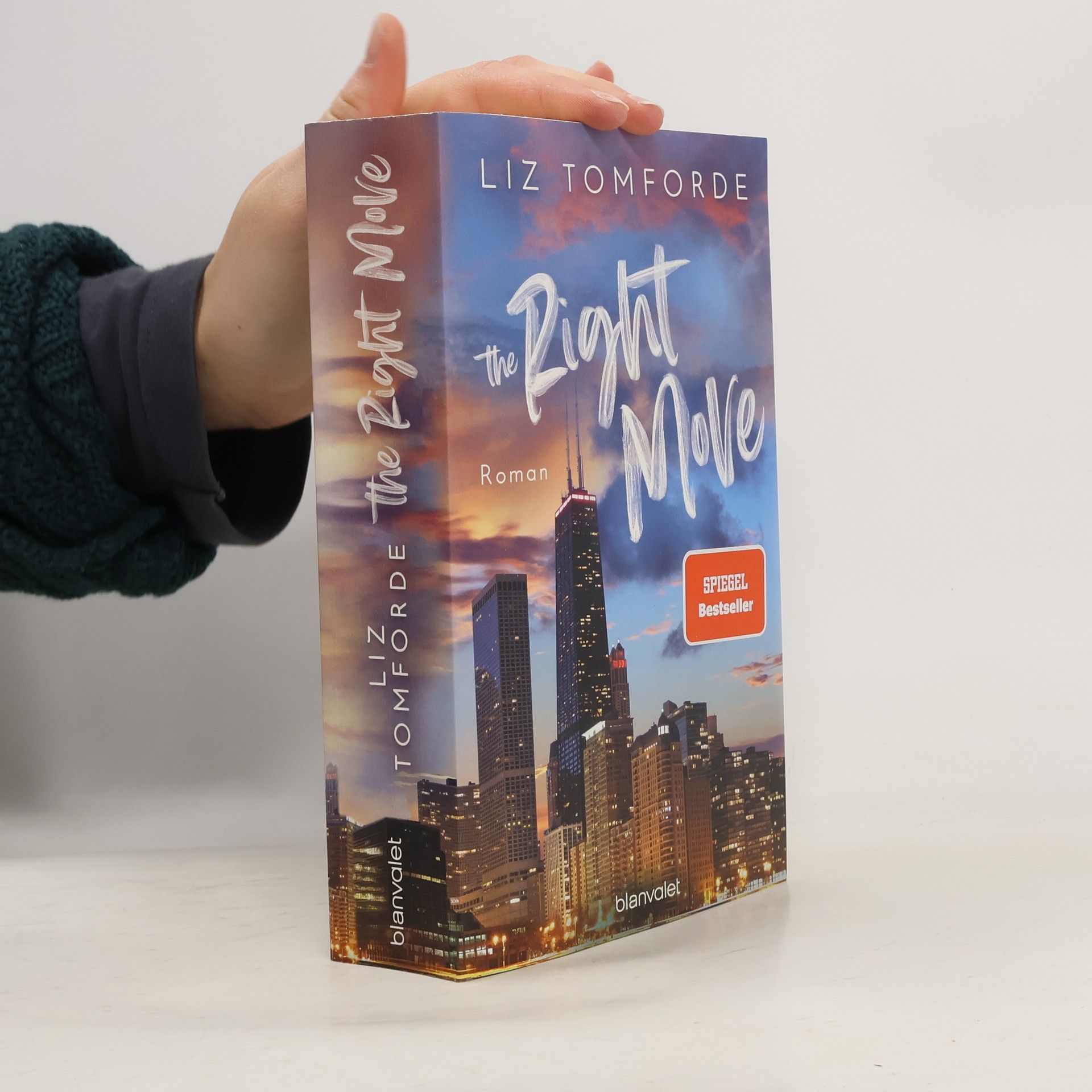 Liz Tomforde The Right Move