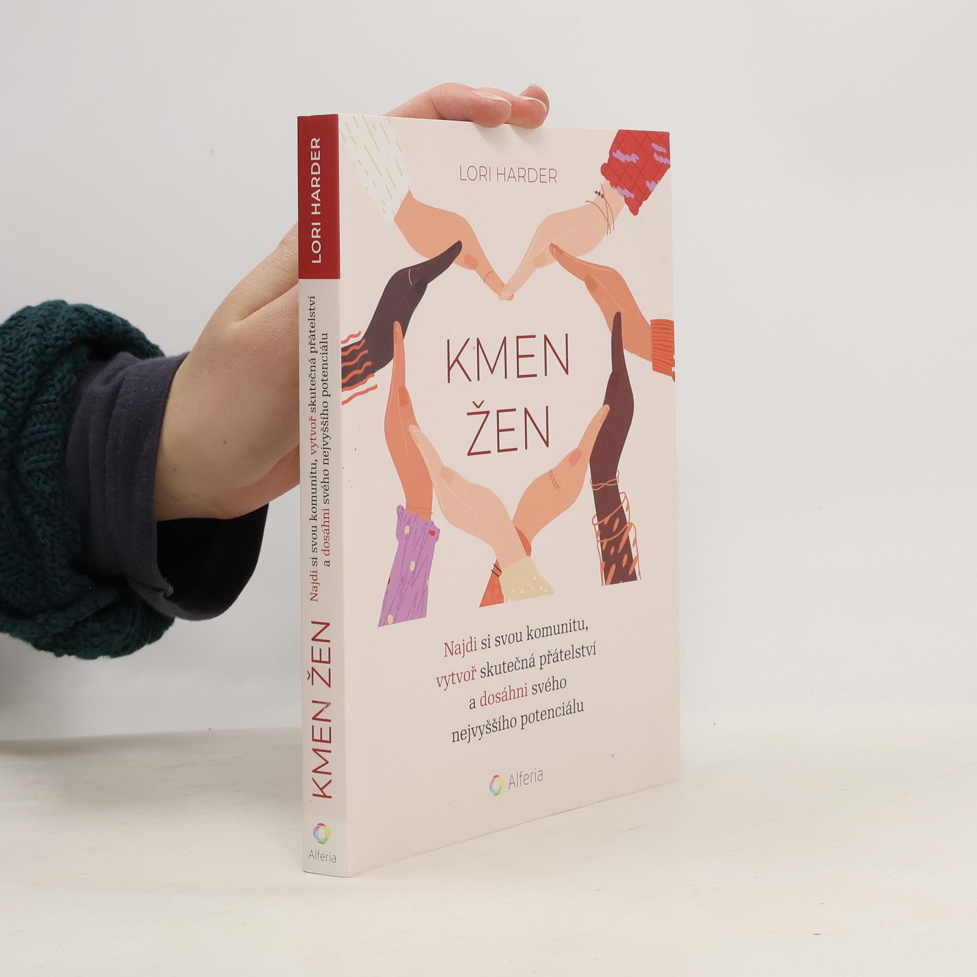 Lori Harder Kmen žen