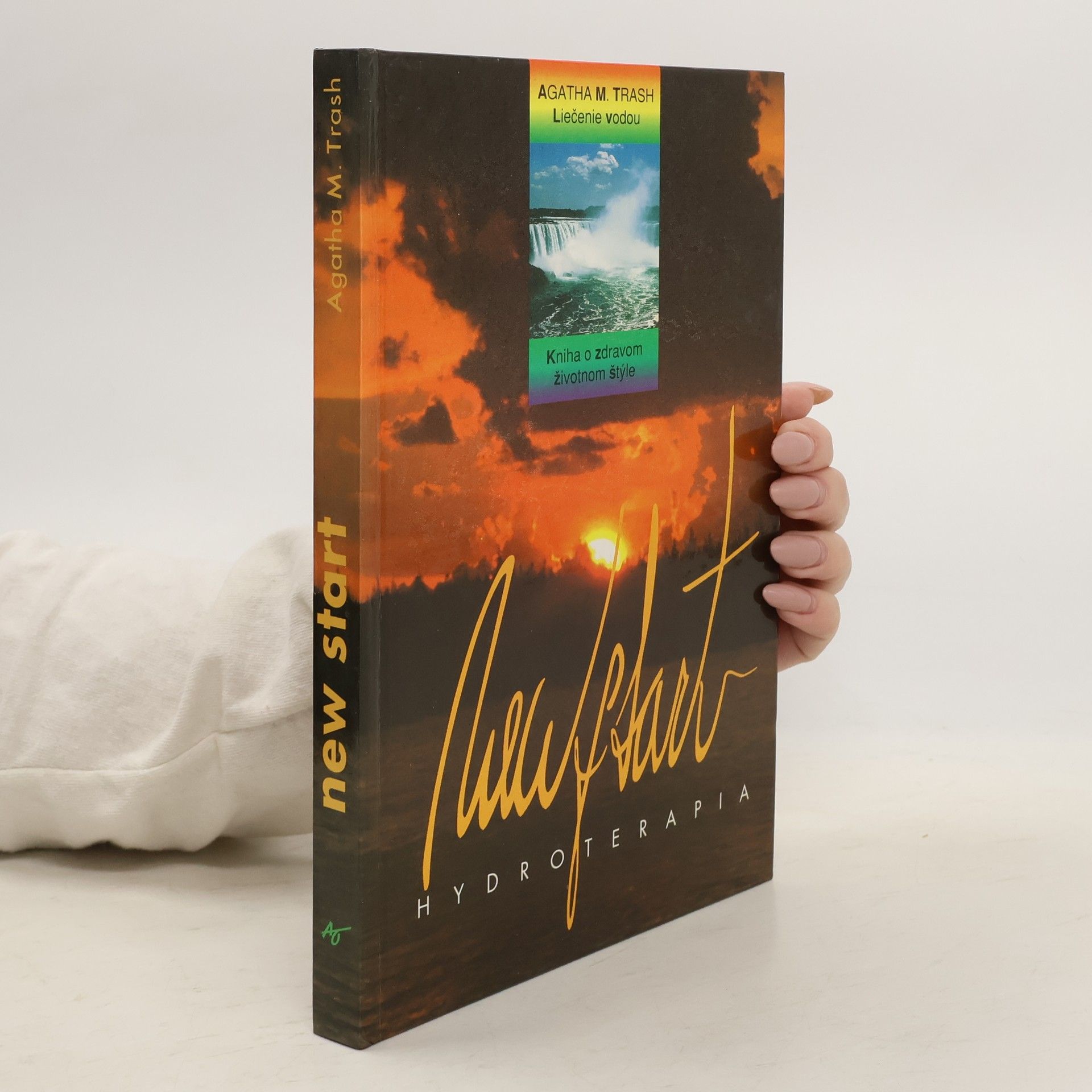 Agatha M. Trash Hydroterapia