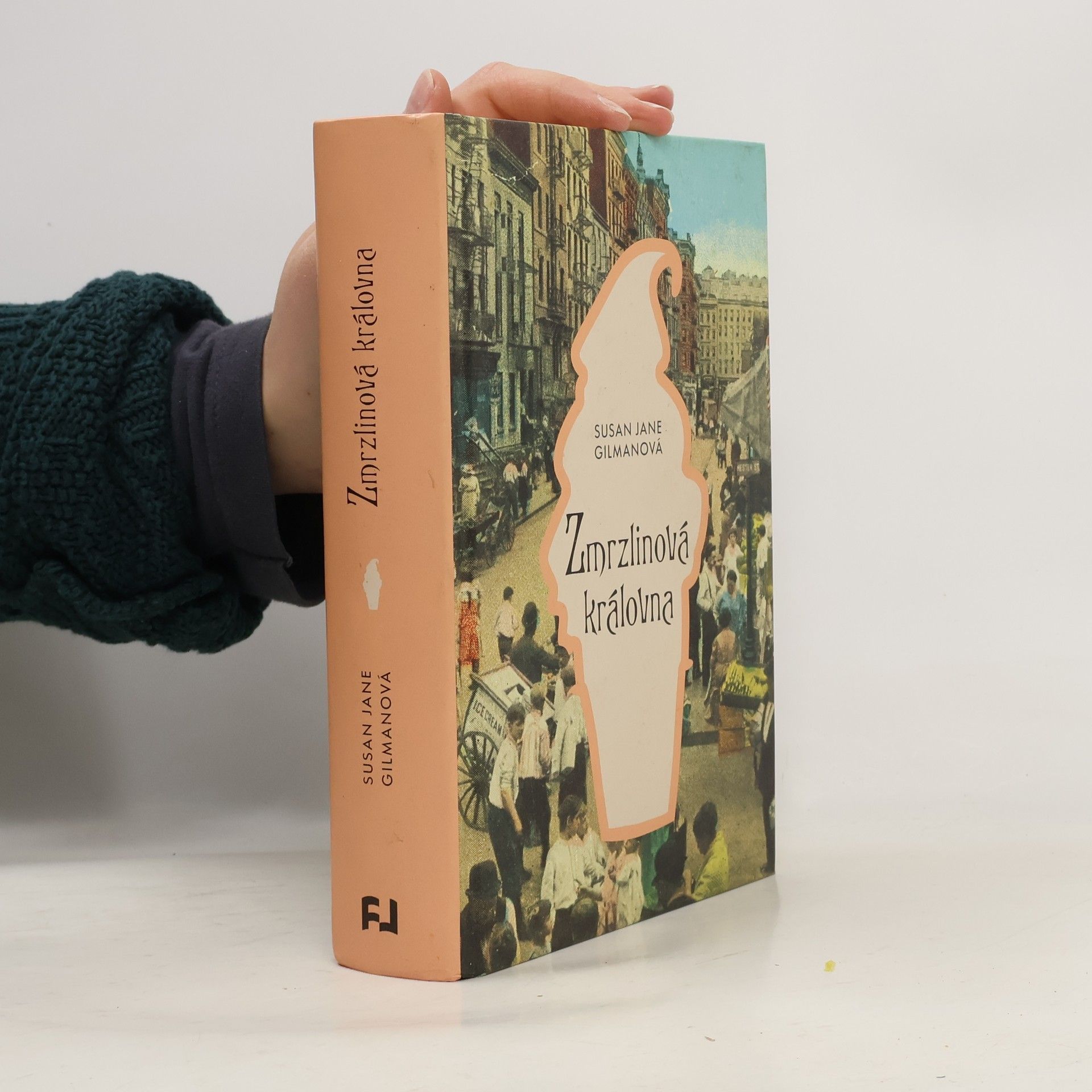 Zmrzlinová královna