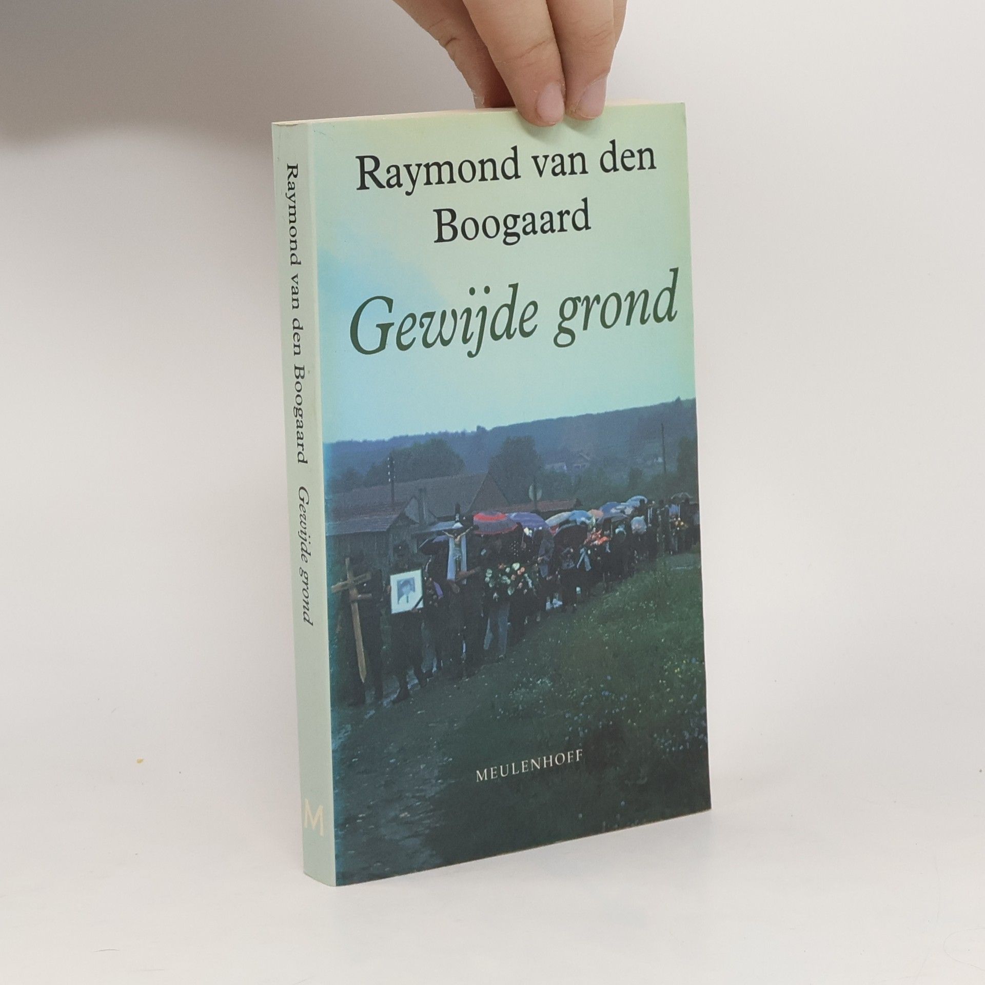 Raymond van den Boogaard Gewijde grond