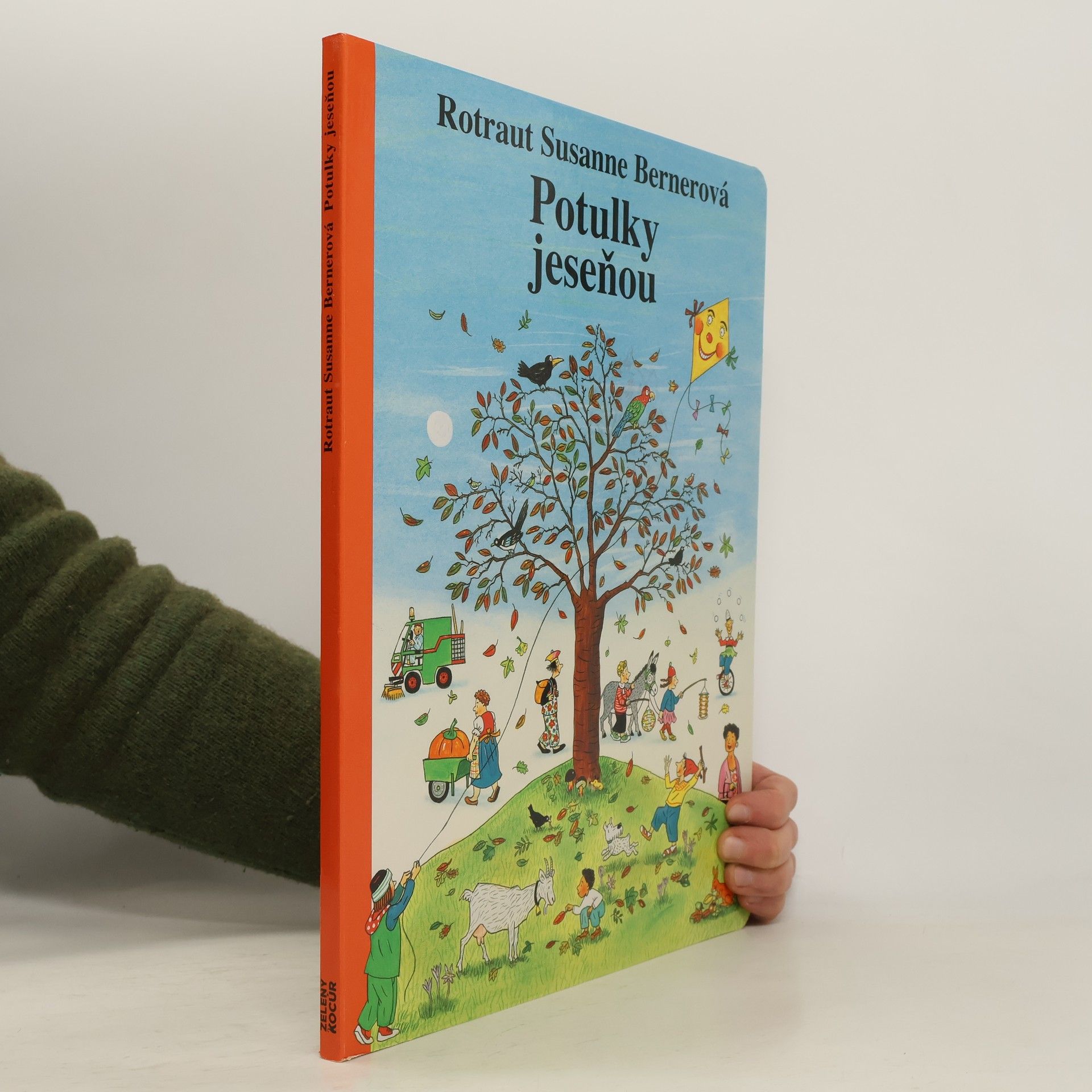 Rotraut Susanne Berner Potulky jeseňou