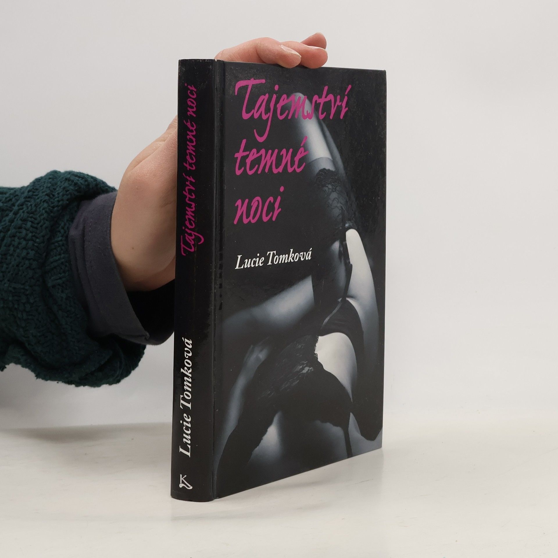Lucie Tomková Tajemství temné noci