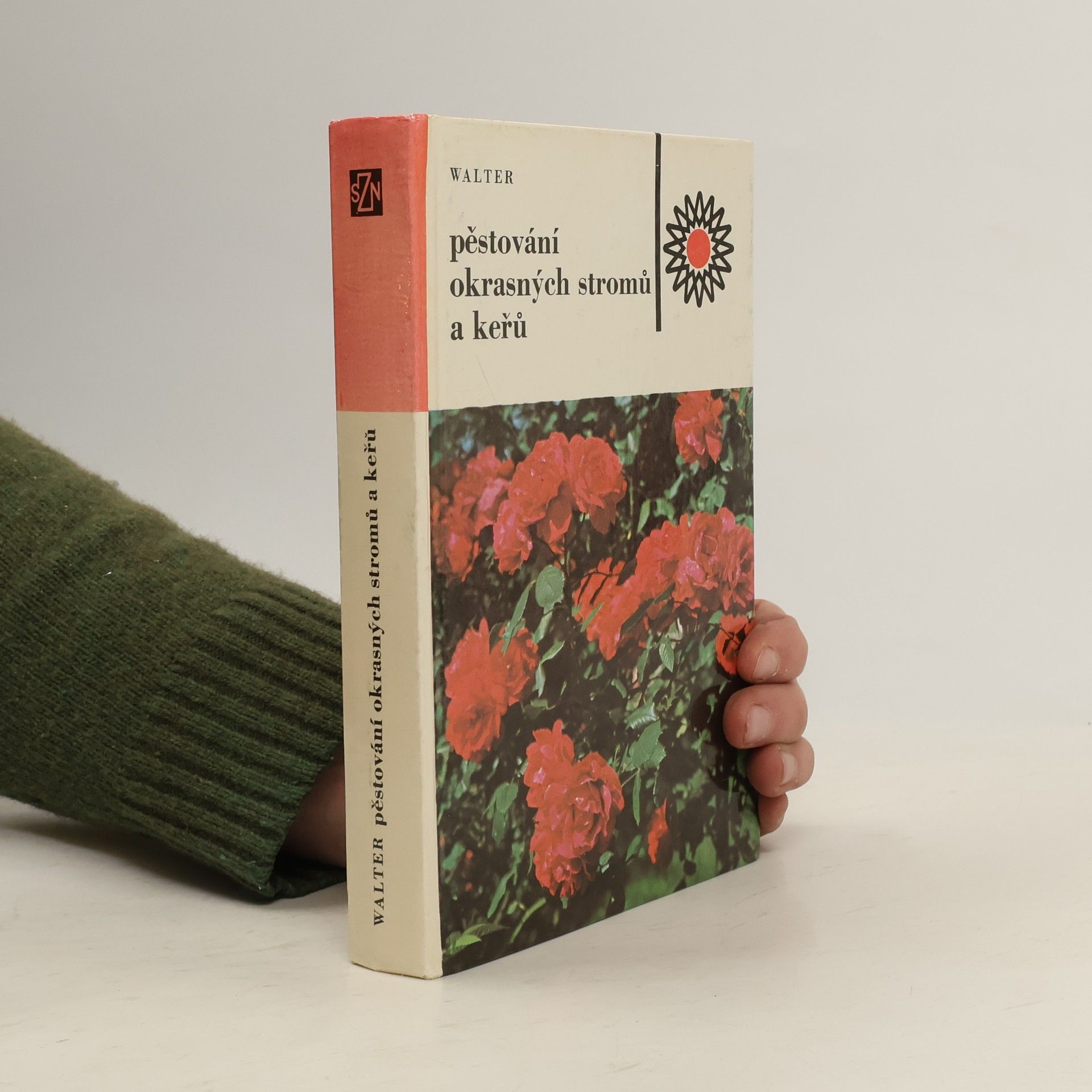 Pěstování okrasných stromů a keřů