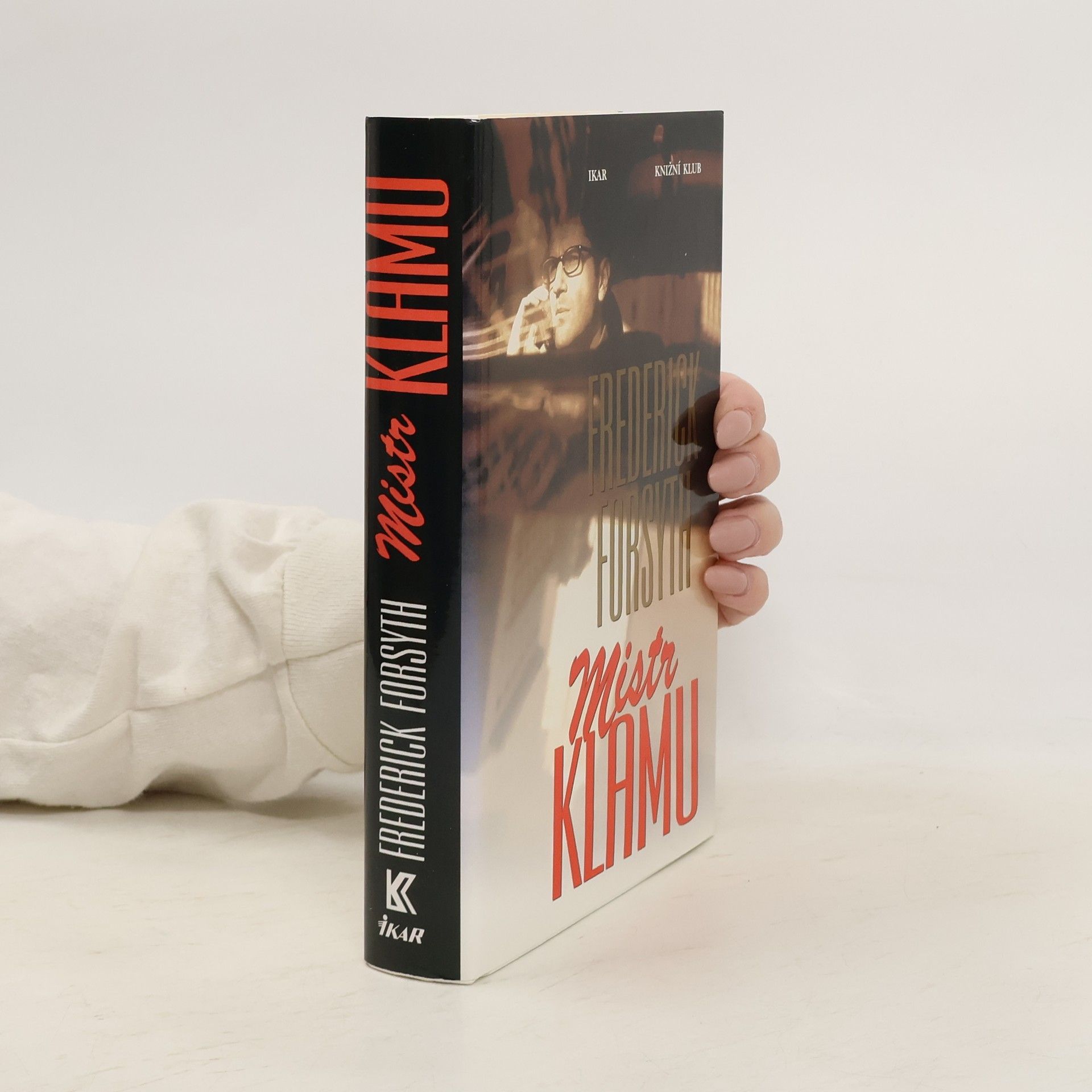 Frederick Forsyth Mistr klamu