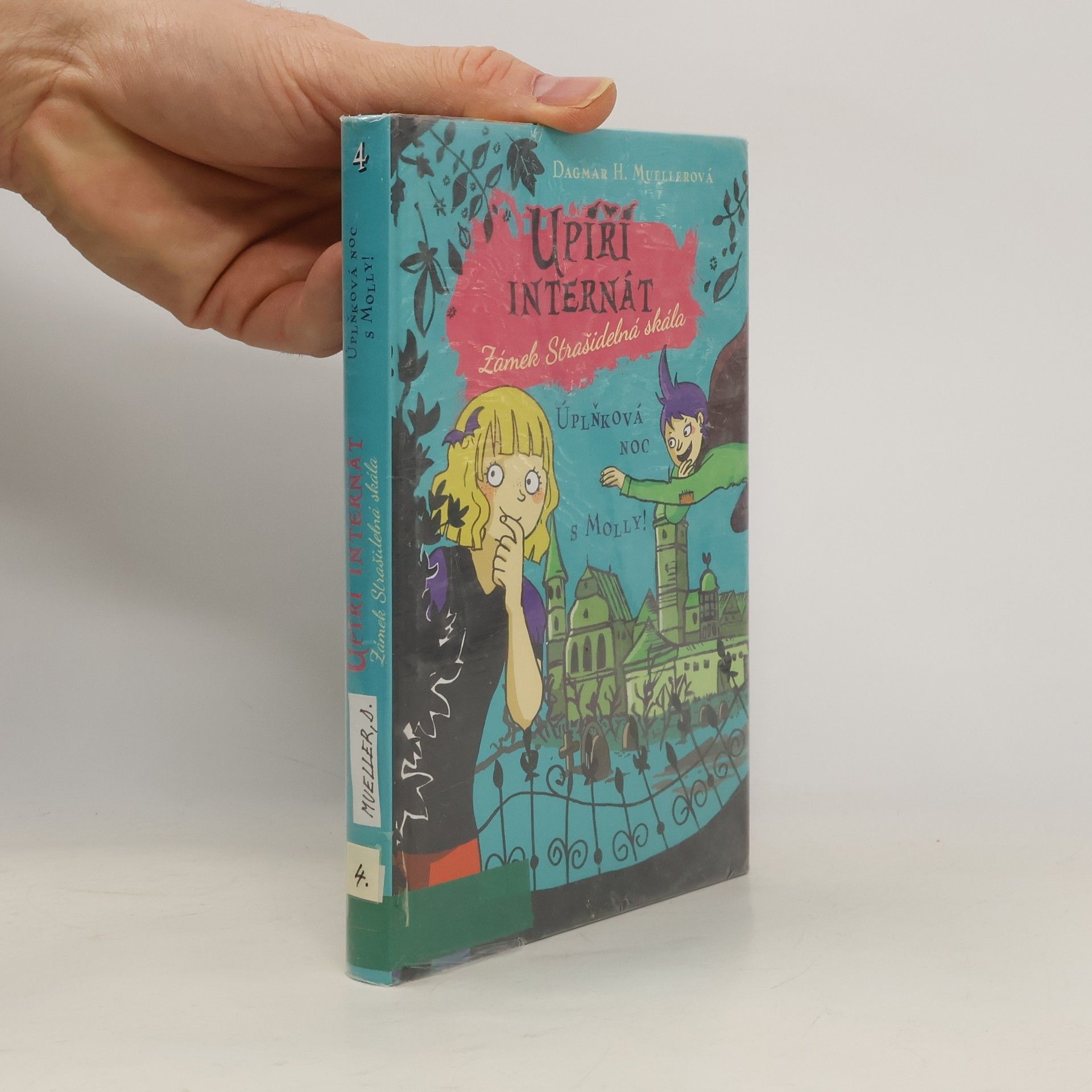 Upíří internát 4 - Úplňková noc s Molly!