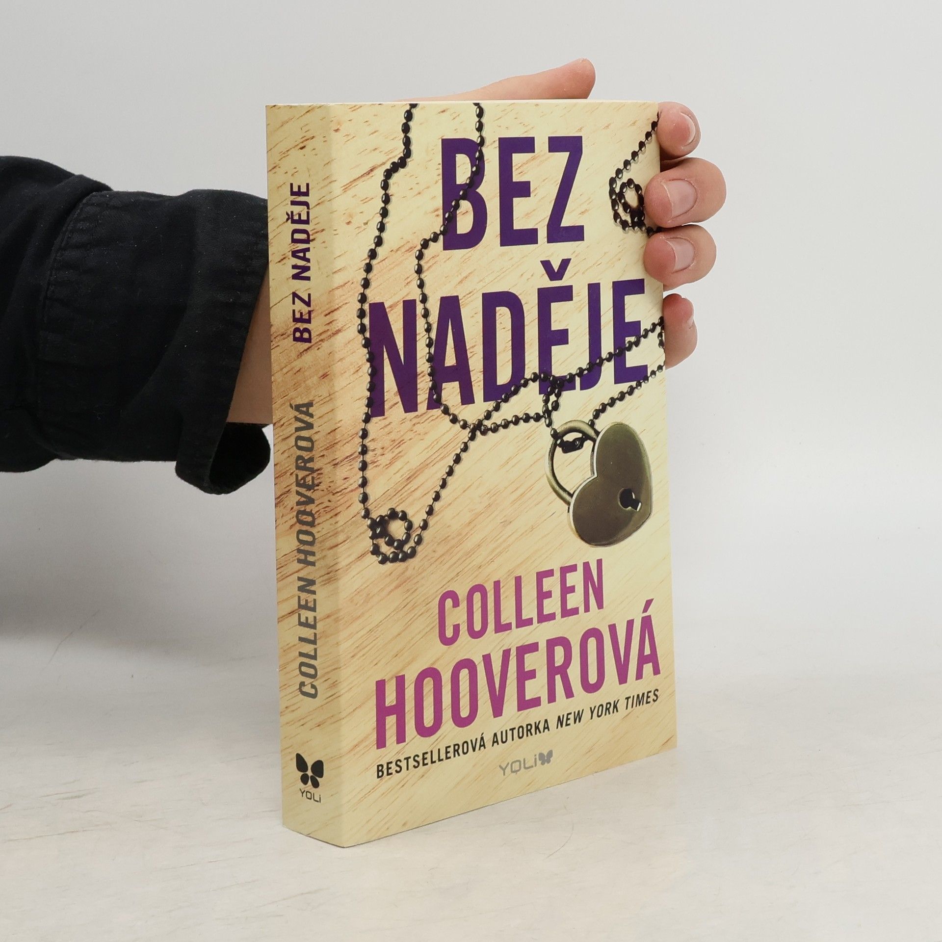 Colleen Hoover Bez naděje