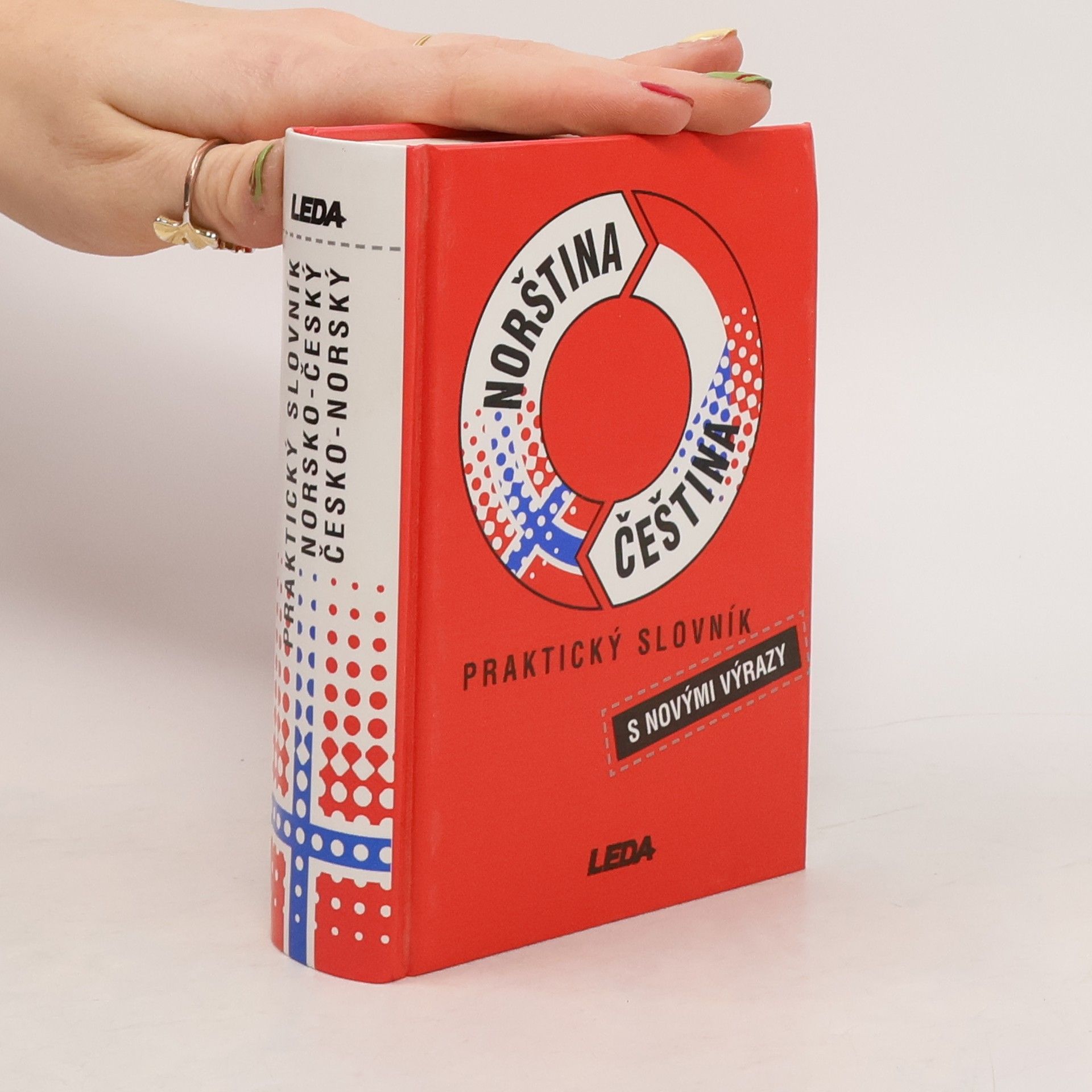 Norsko-český a česko-norský praktický slovník