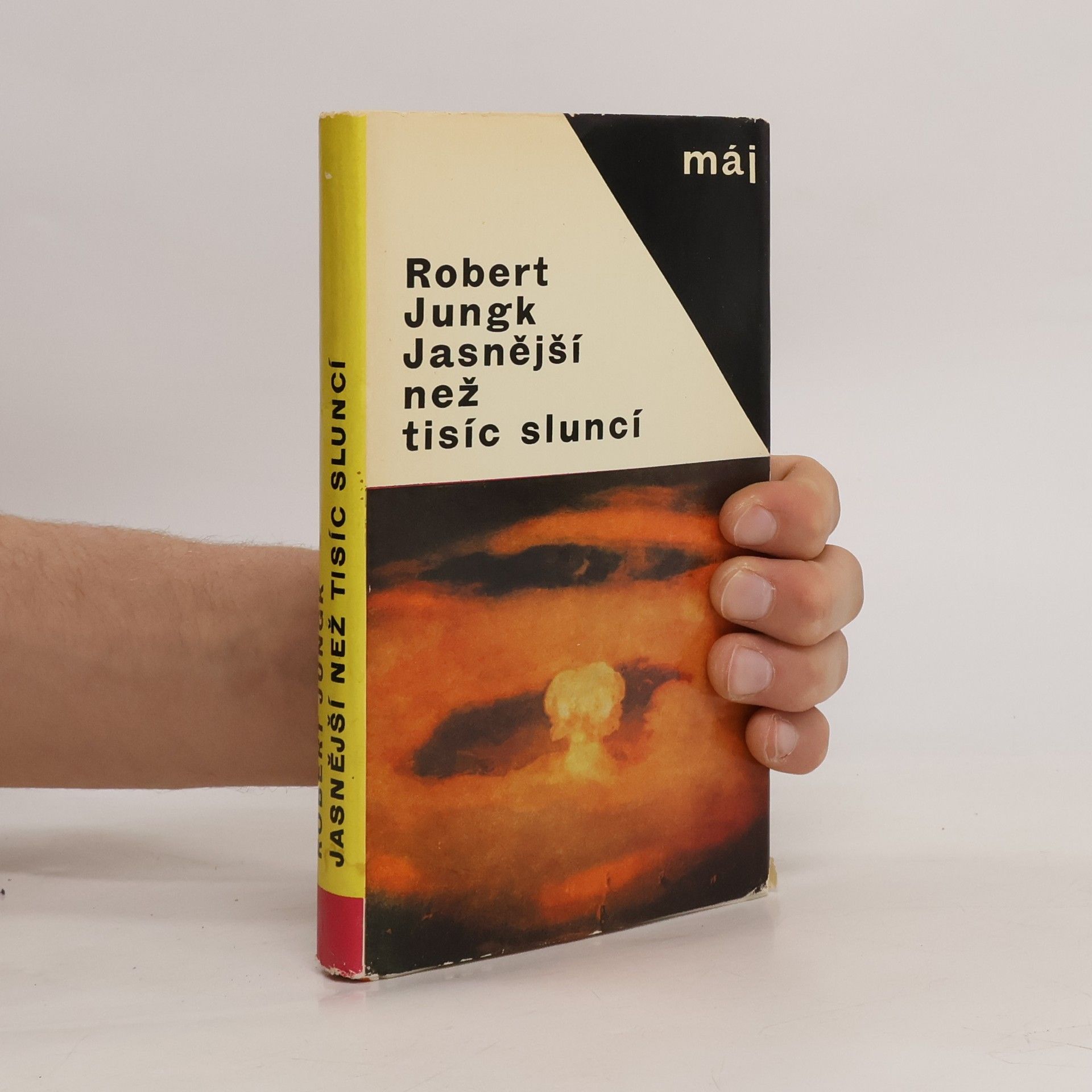 Jasnější než tisíc sluncí