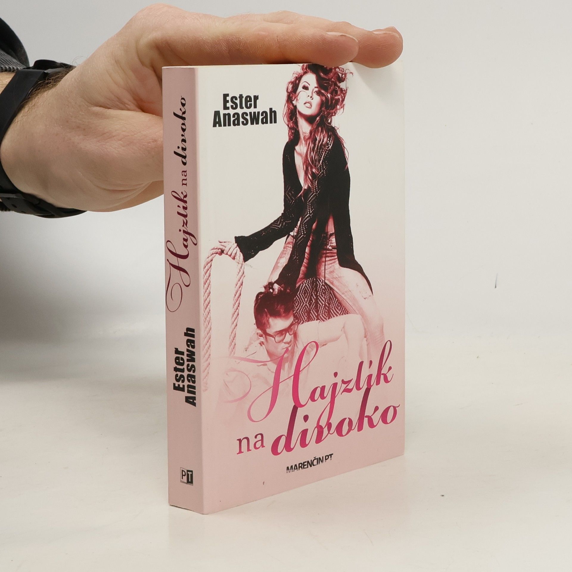 Ester Anaswah Hajzlík na divoko