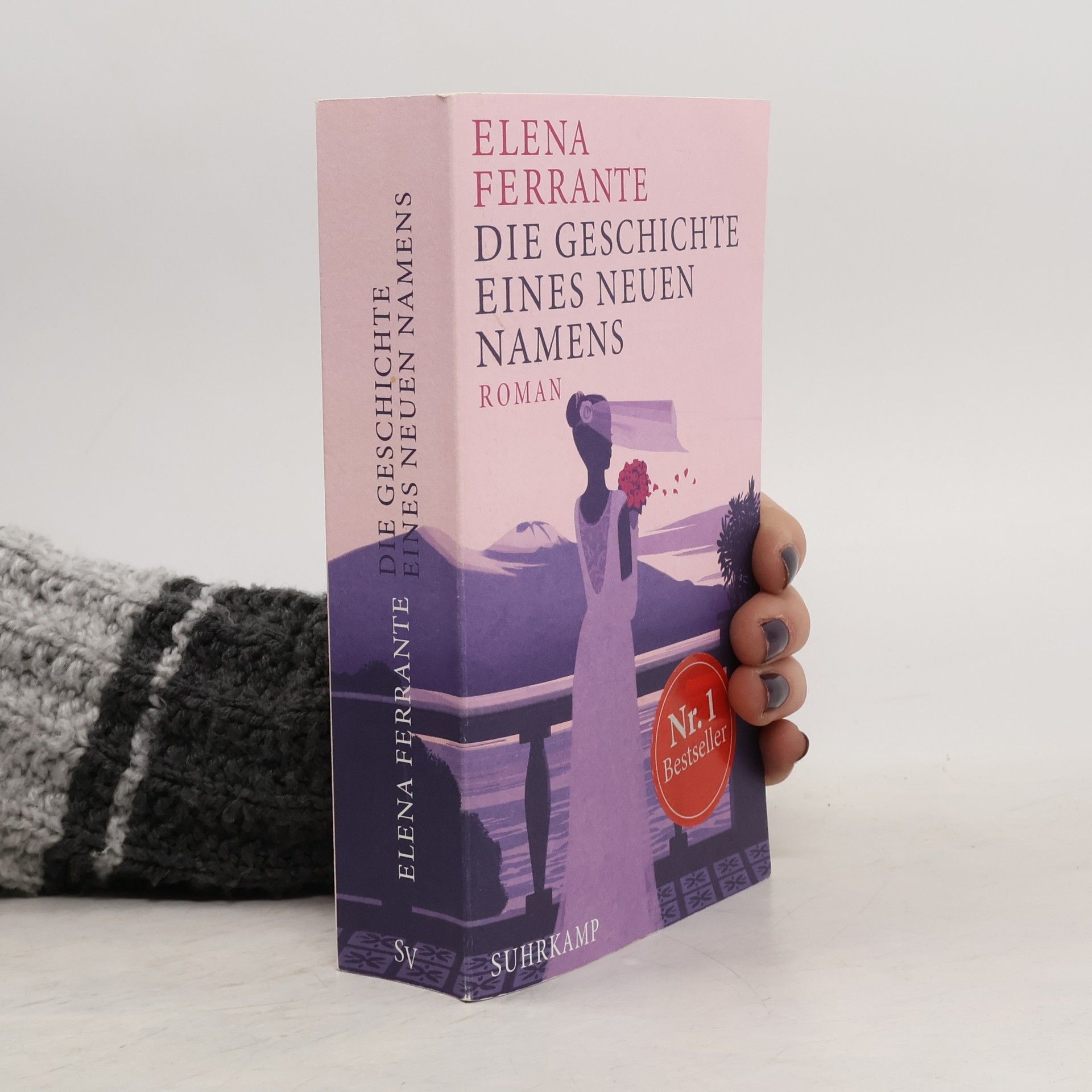 Elena Ferrante Die Geschichte eines neuen Namens