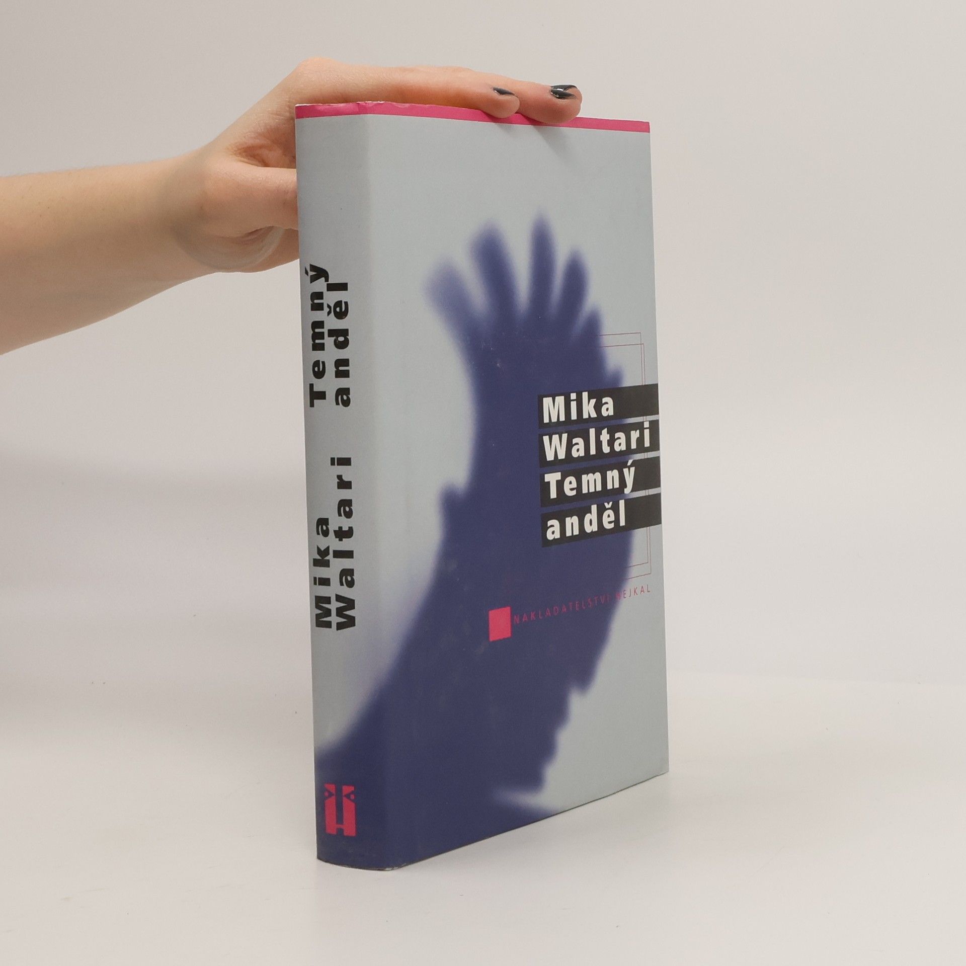 Mika Waltari Temný anděl