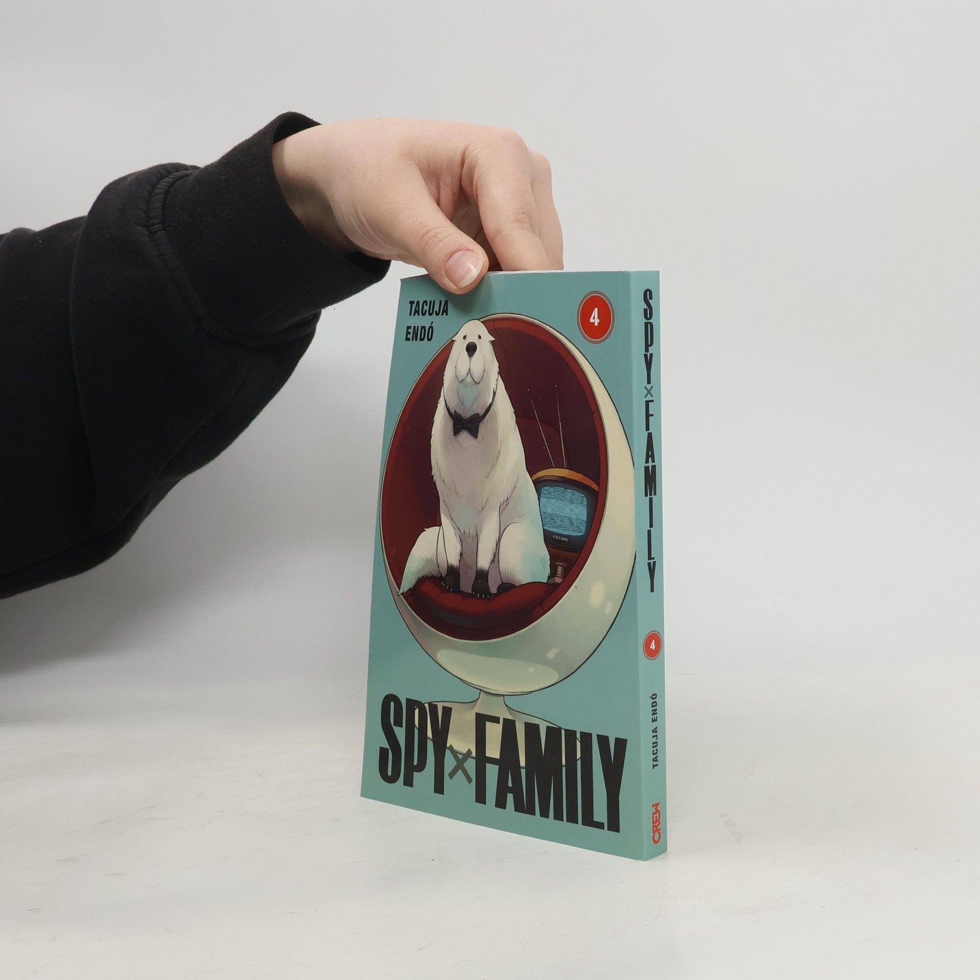 Tacuja Endó Spy x Family 4