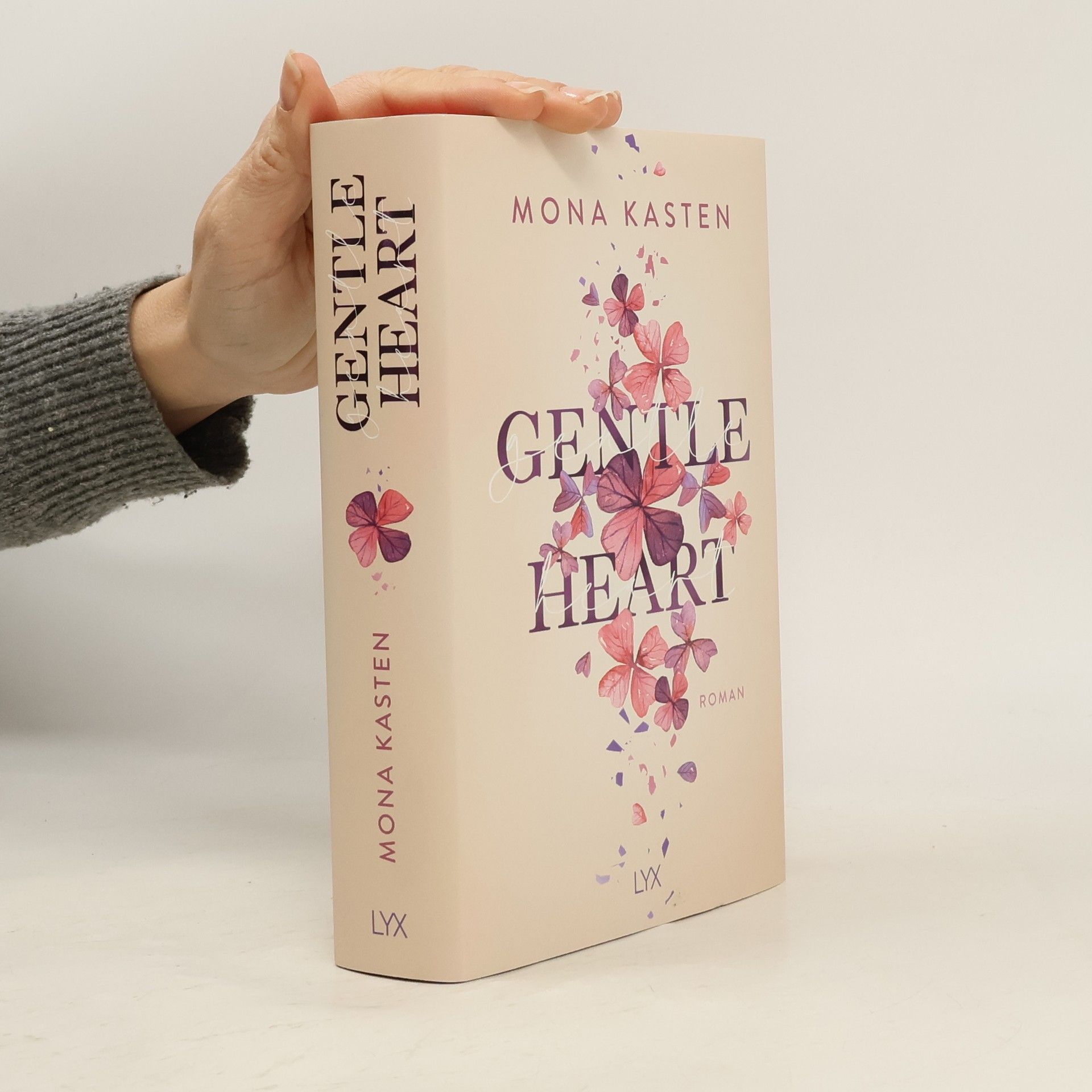 Mona Kasten Gentle Heart