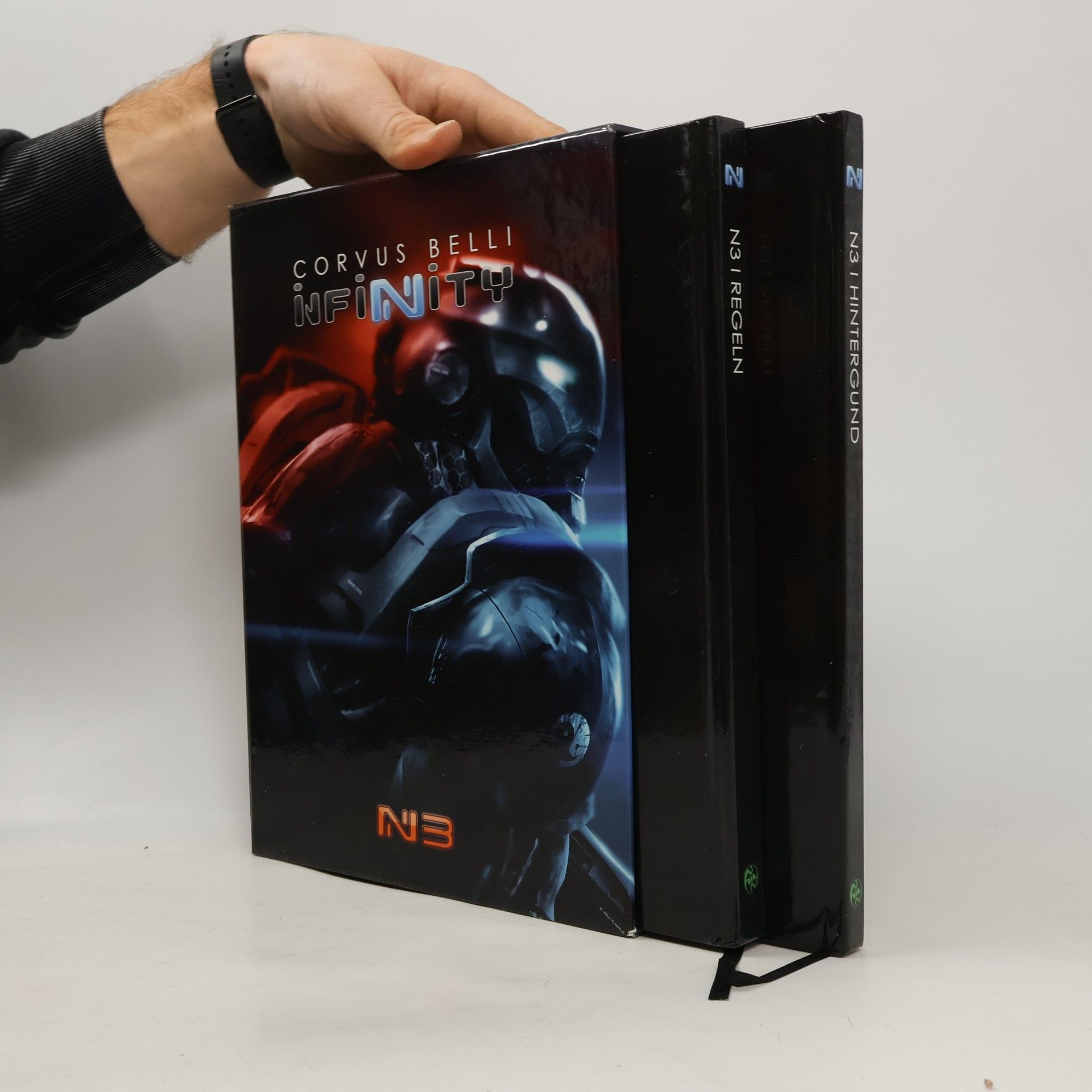 Kolektív autorov Corvus Belli, Infinity