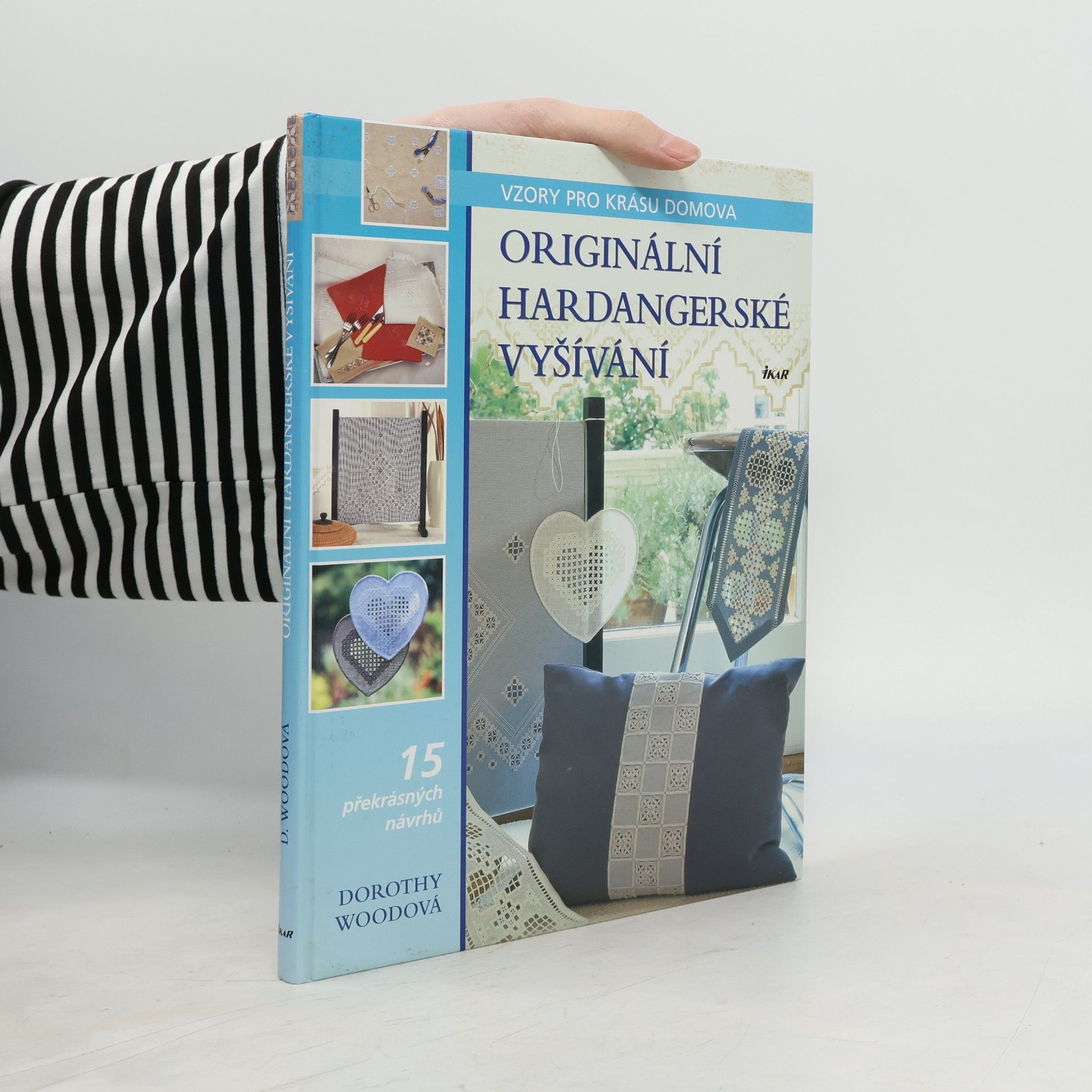 Dorothy Wood Originální hardangerské vyšívání : vzory pro krásu domova