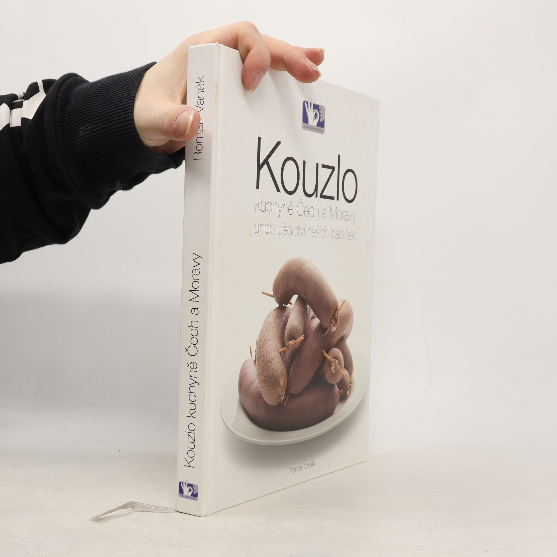 Roman Vaněk Kouzlo kuchyně Čech a Moravy aneb Dědictví našich babiček