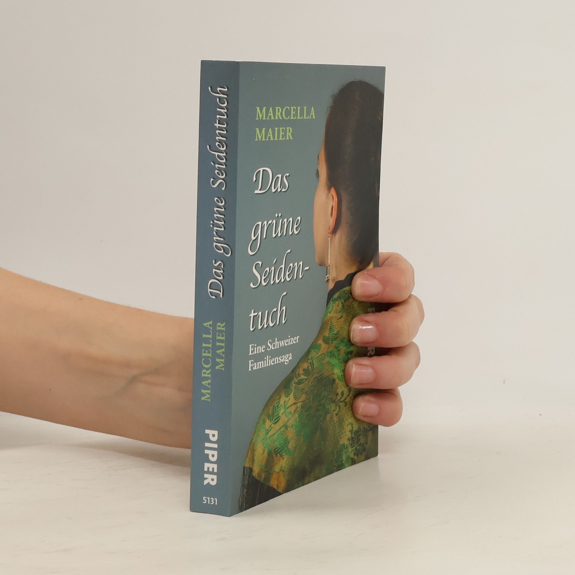 Marcella Maier Das grüne Seidentuch