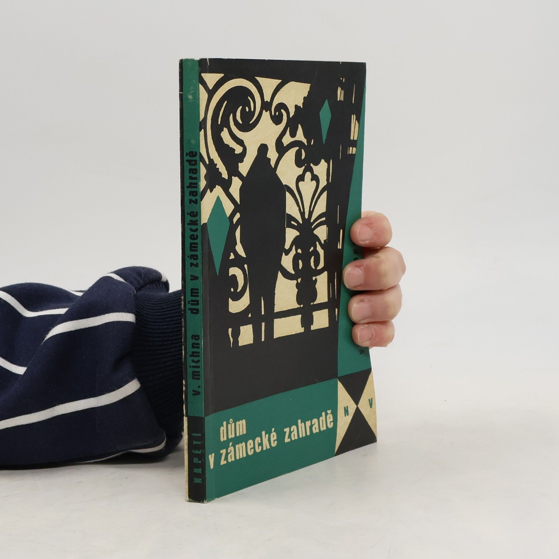 Dům v zámecké zahradě